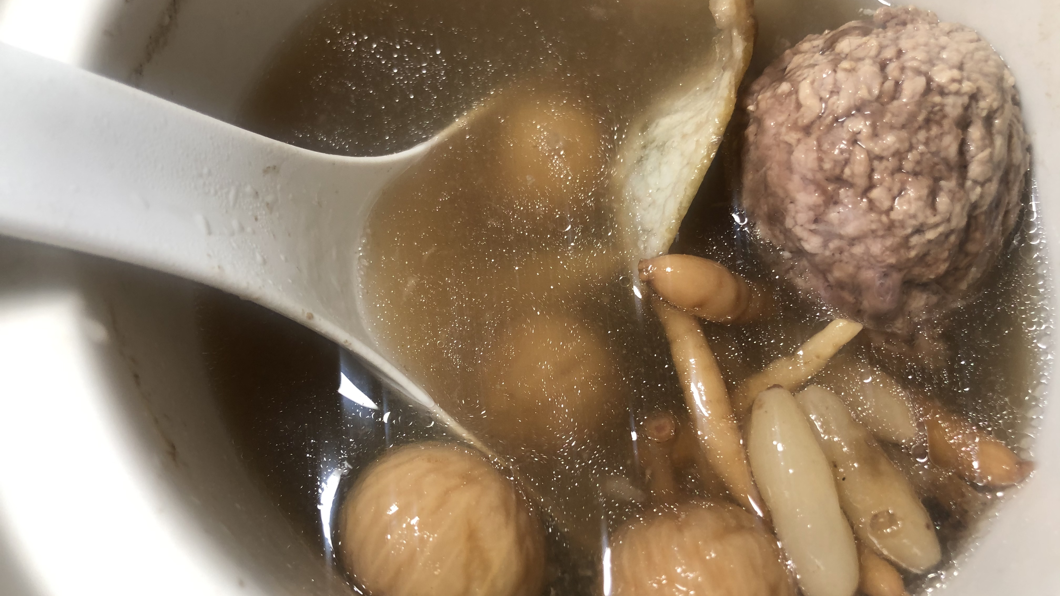 儿童靓汤:太子参无花果瘦肉汤