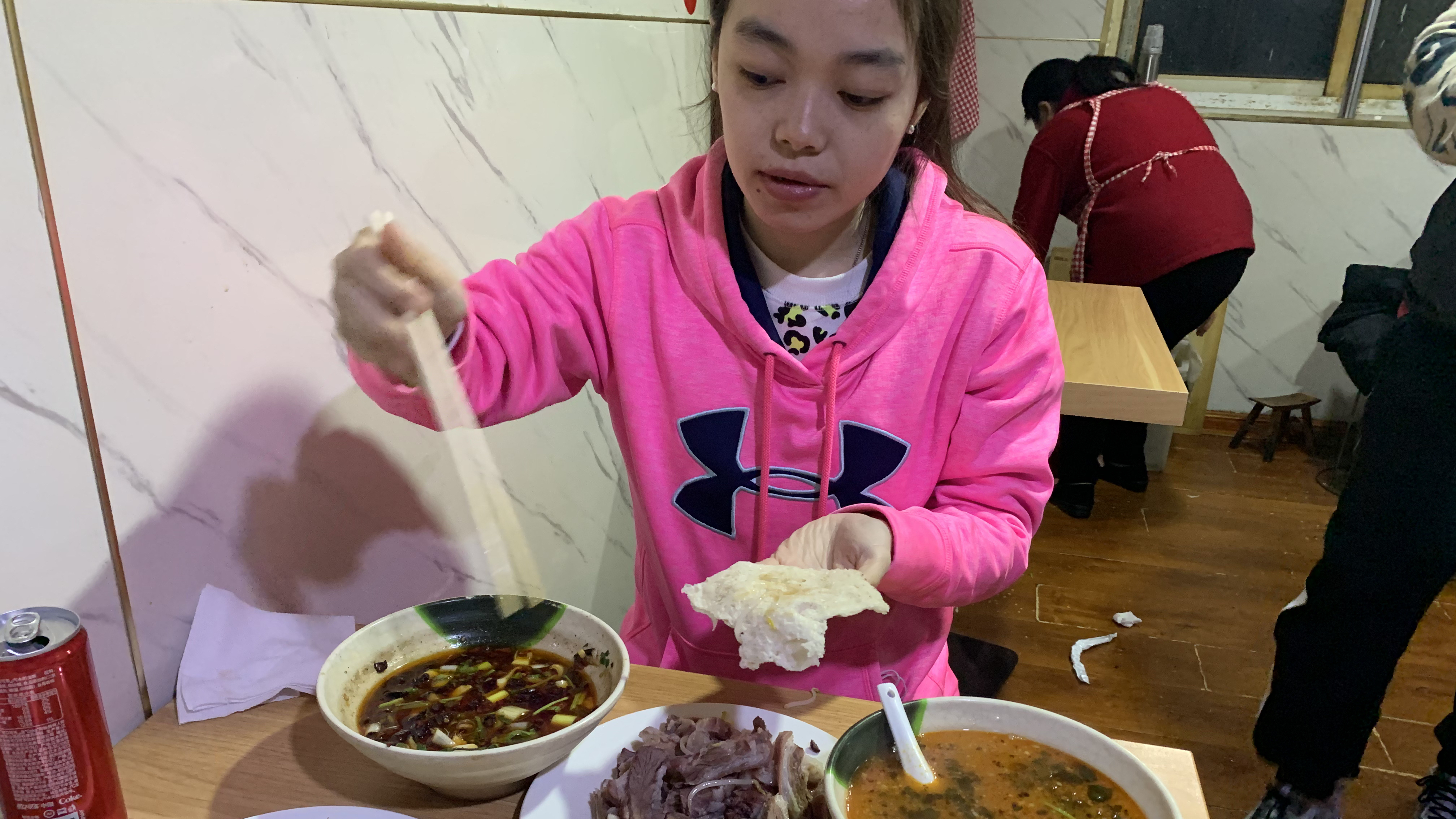 徐州霸气的羊肉馆,娘子军团当大厨,一天能卖上百斤羊肉!