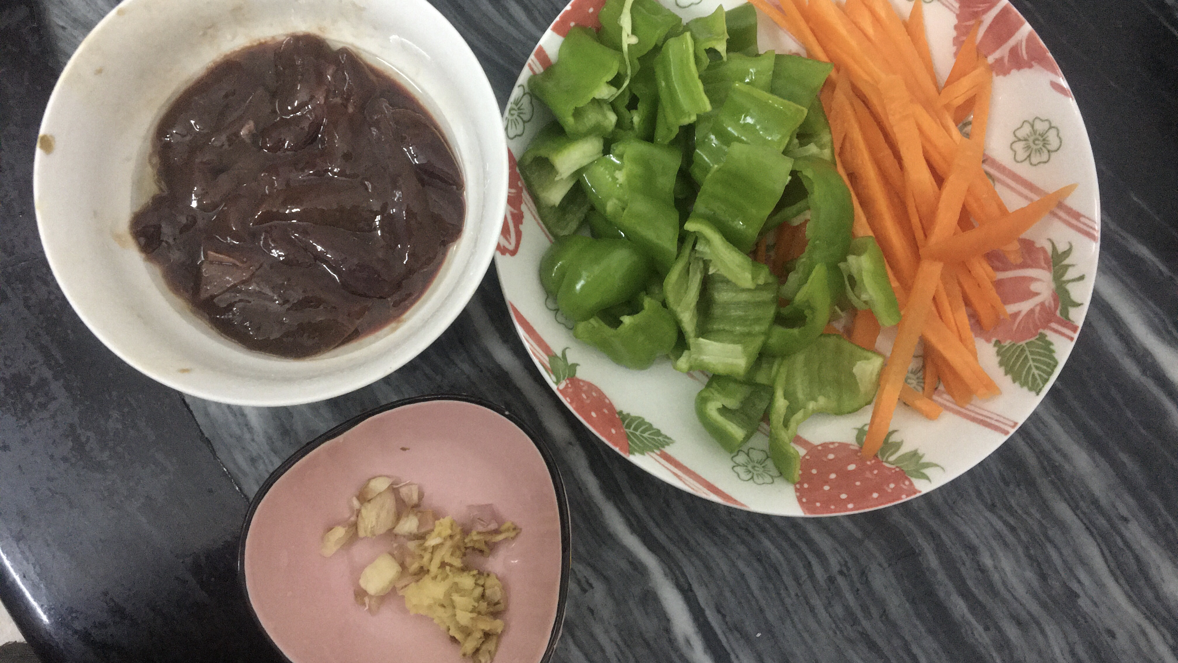 家常炒猪肝,简单又下饭。