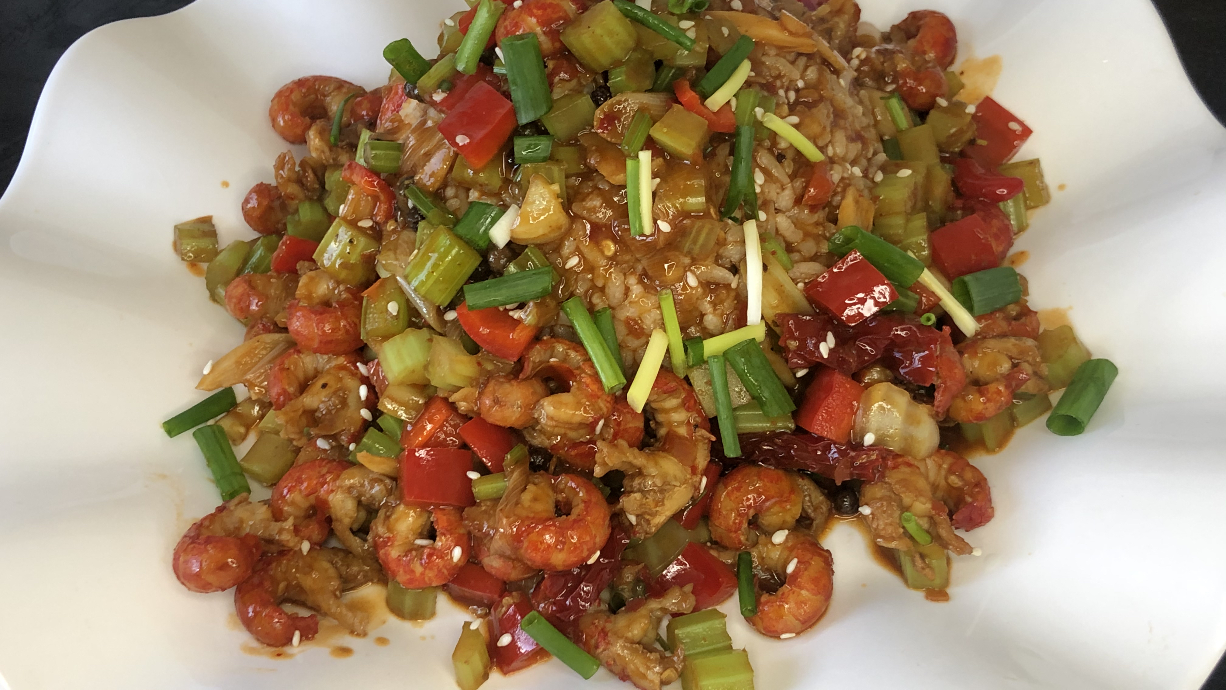 这样的麻辣虾尾拌饭你们喜欢吗