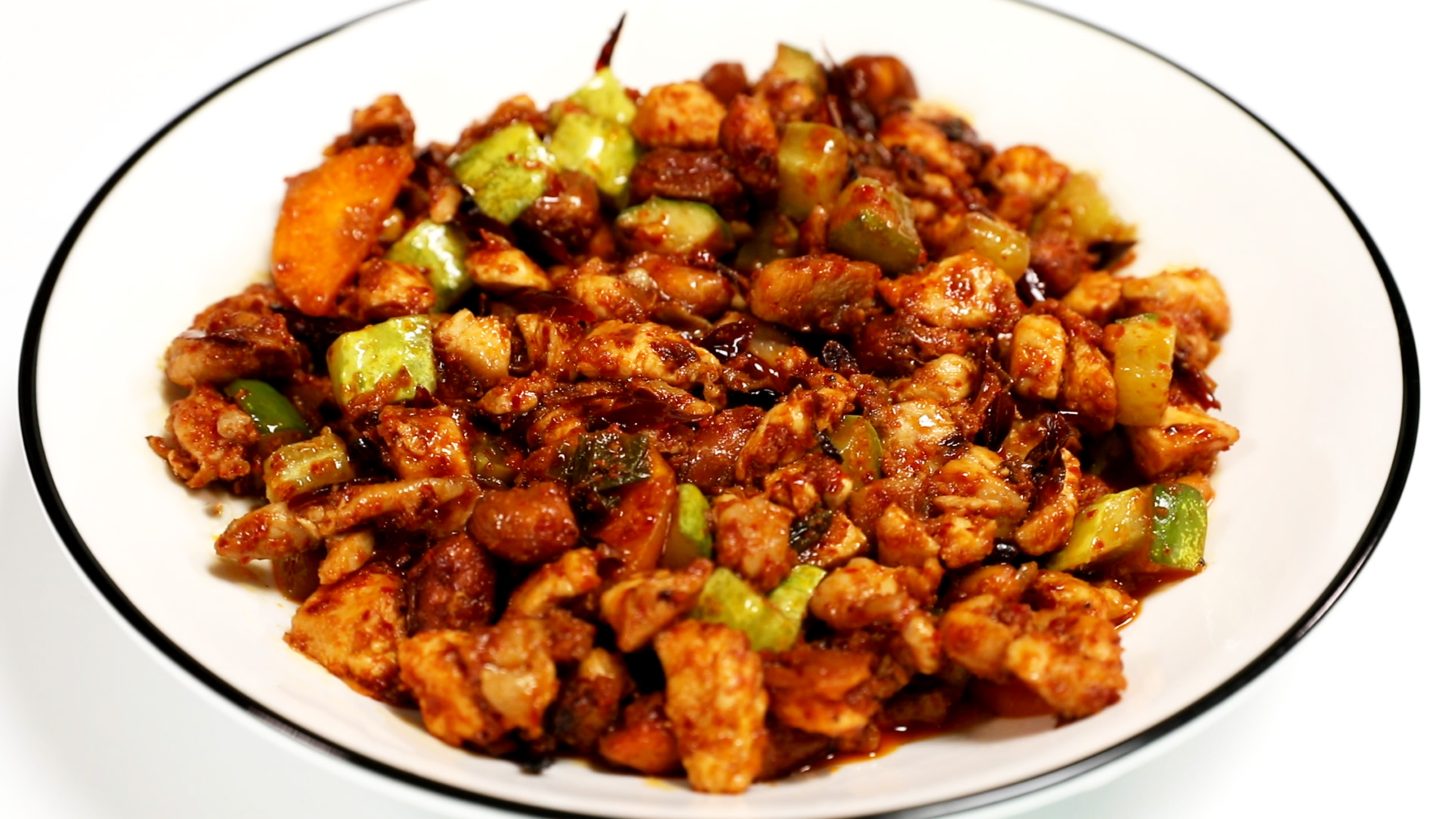 非常好吃的家常菜《麻辣宫爆鸡丁》