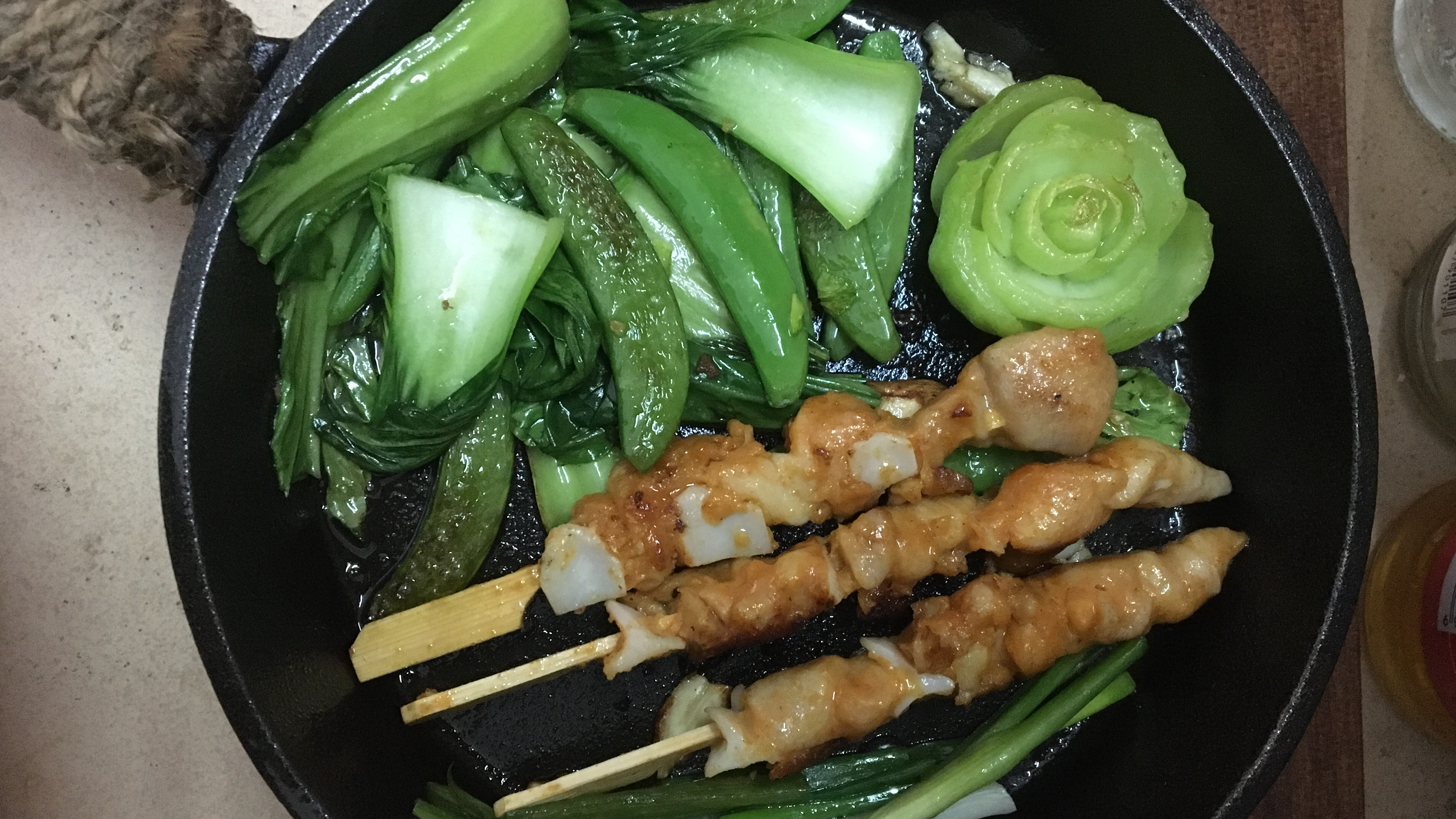 铁板鸡脆骨,宵夜和啤酒的良伴
