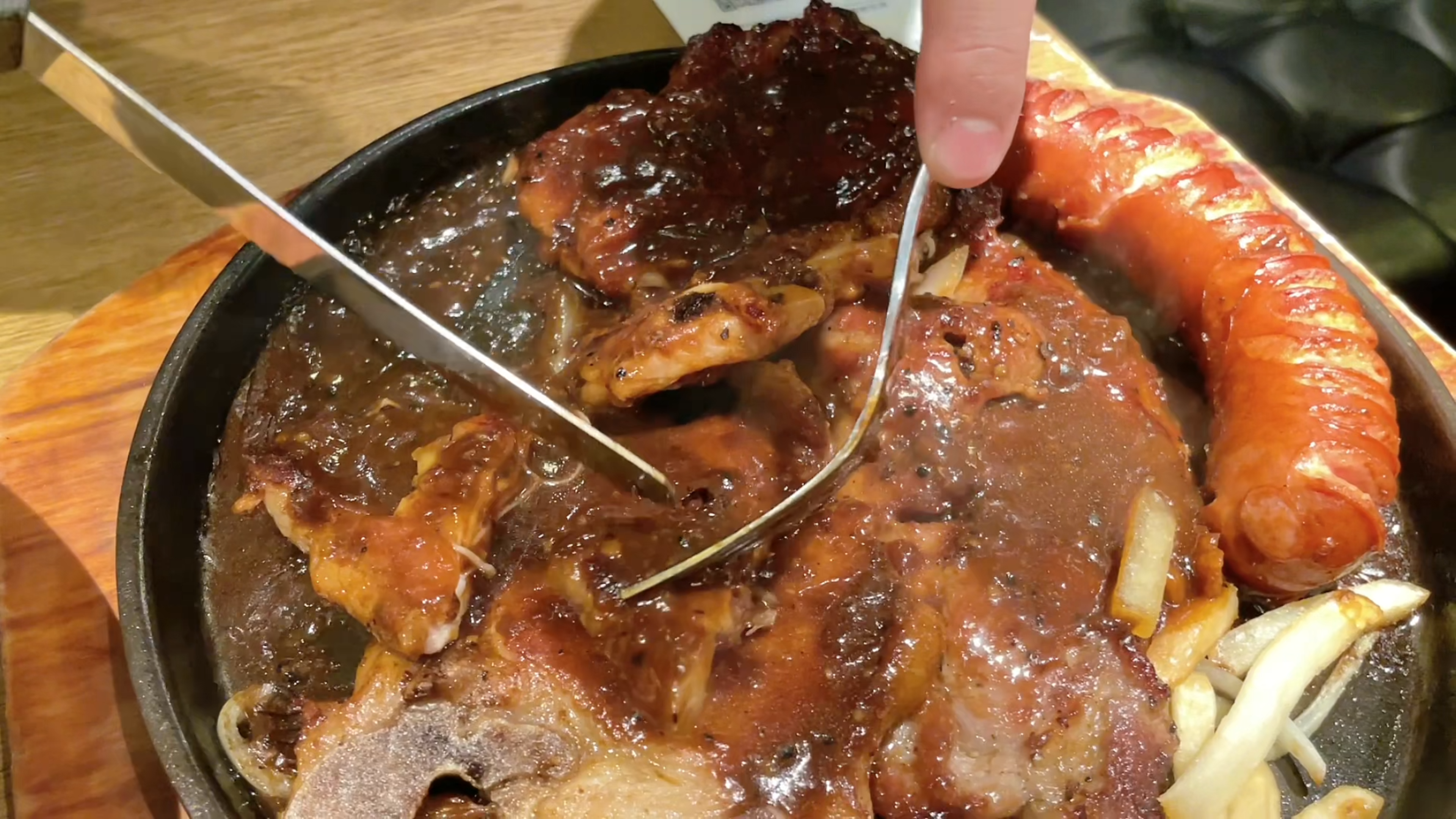 澳门本地人都去的茶餐厅,大三巴隐藏超平价美食,金玉满堂份量大