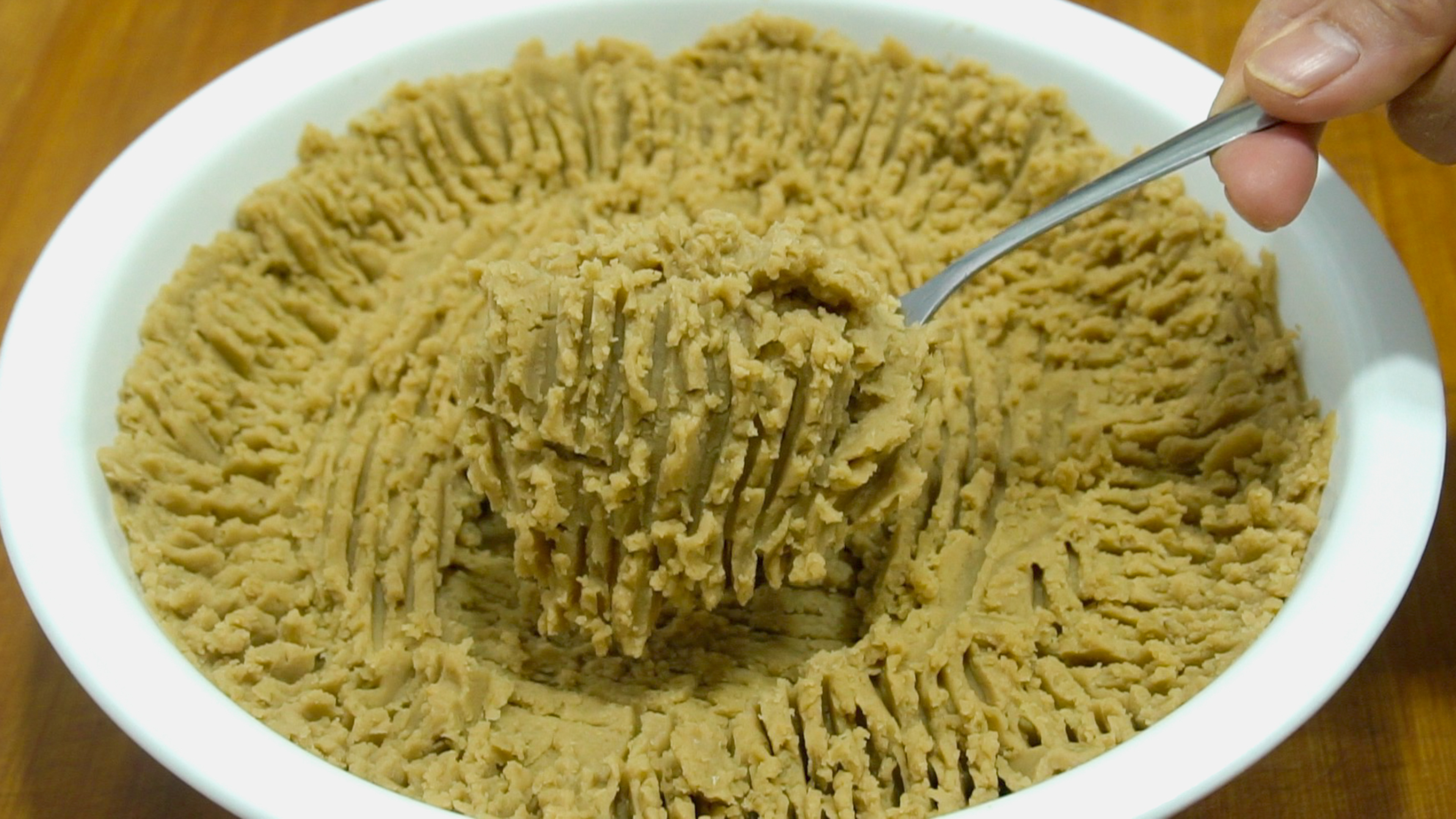 绿豆沙还是自己做的好,不用料理机,加水洗洗就搞定,入口即化