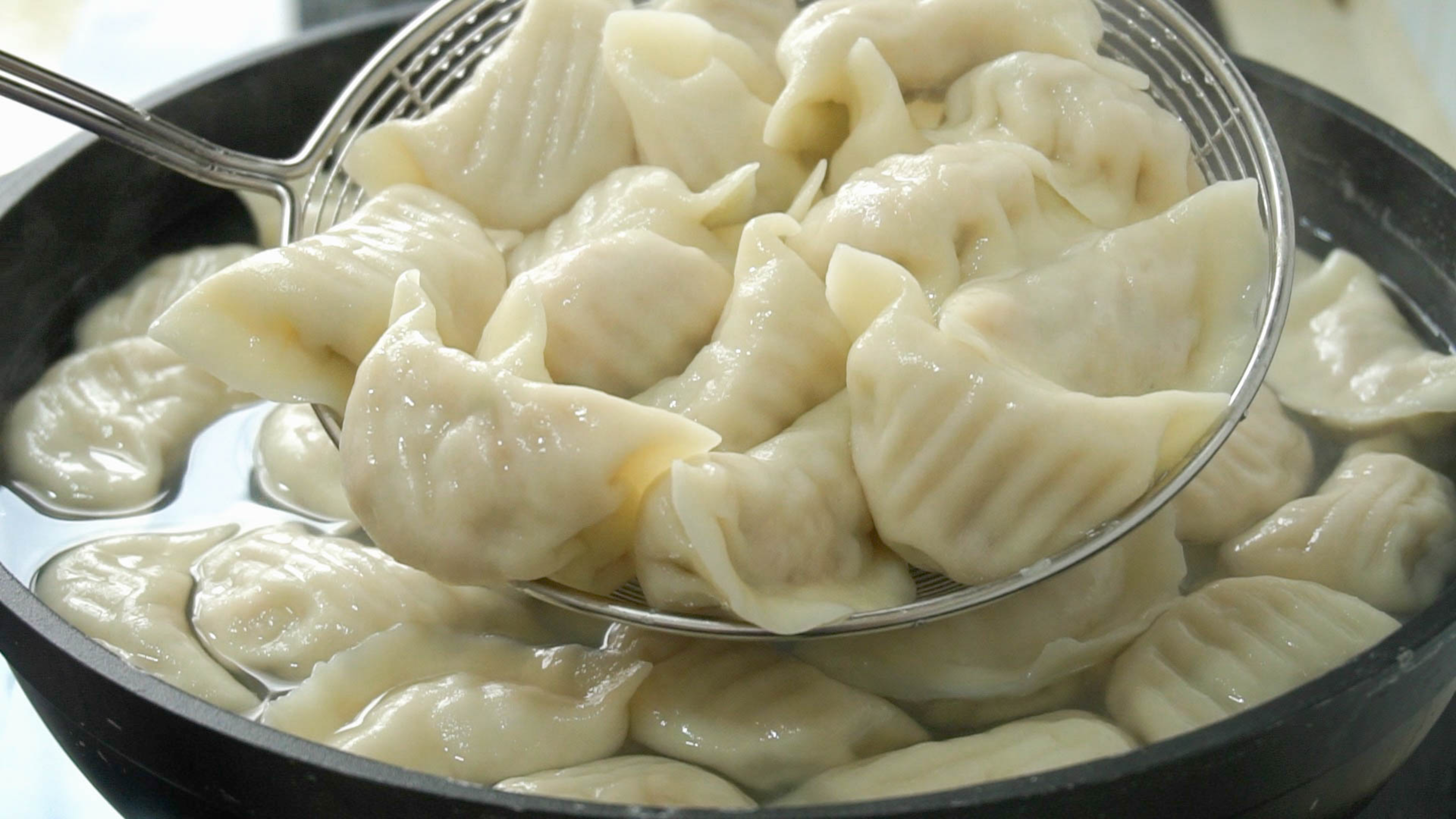 用冬瓜包水饺实在太好吃了，调馅配方教会你，出锅一口一个真解馋