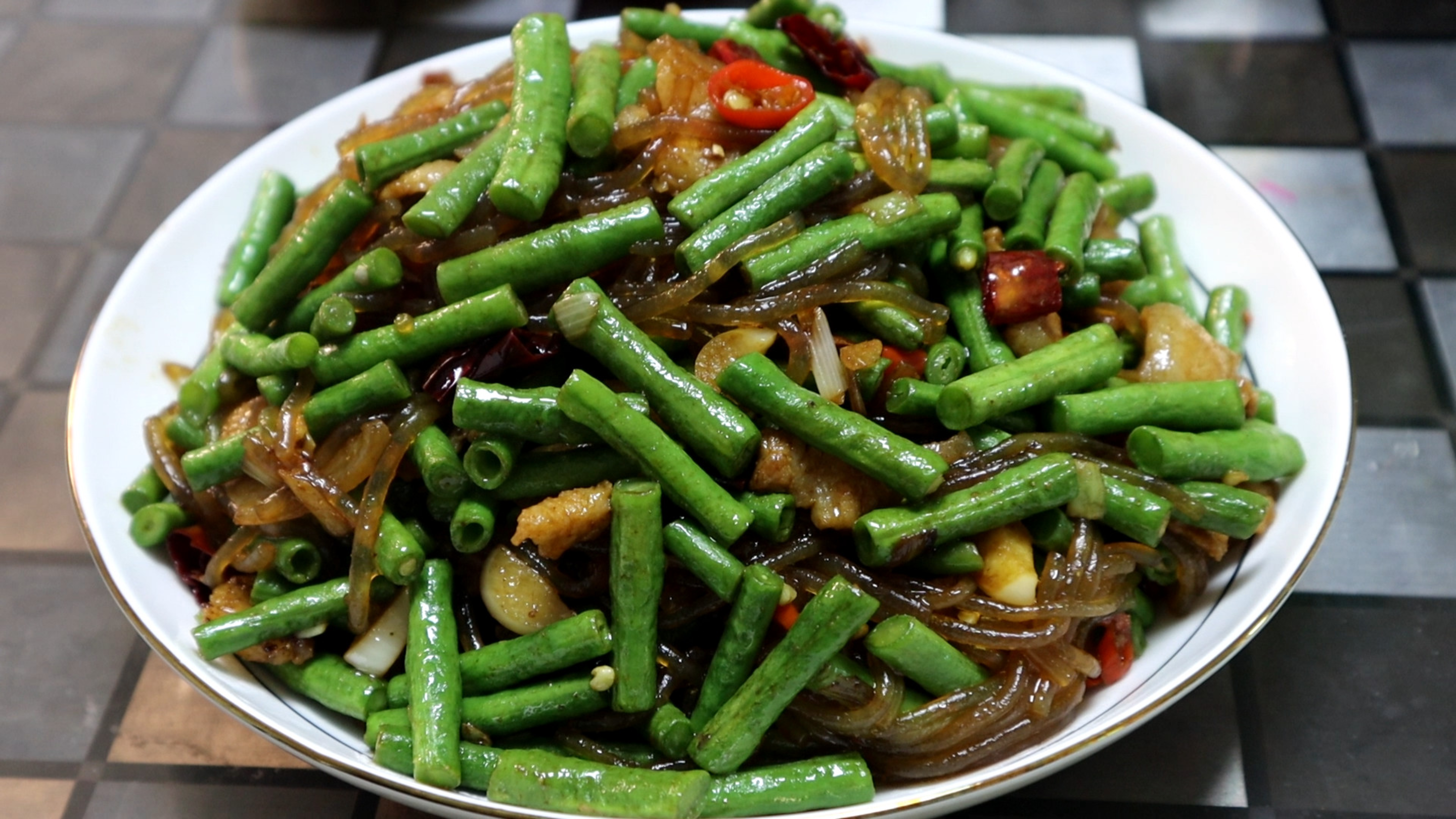 炒豆角的正确做法,不要焯水,不要直接炒,脆嫩入味,营养又好吃