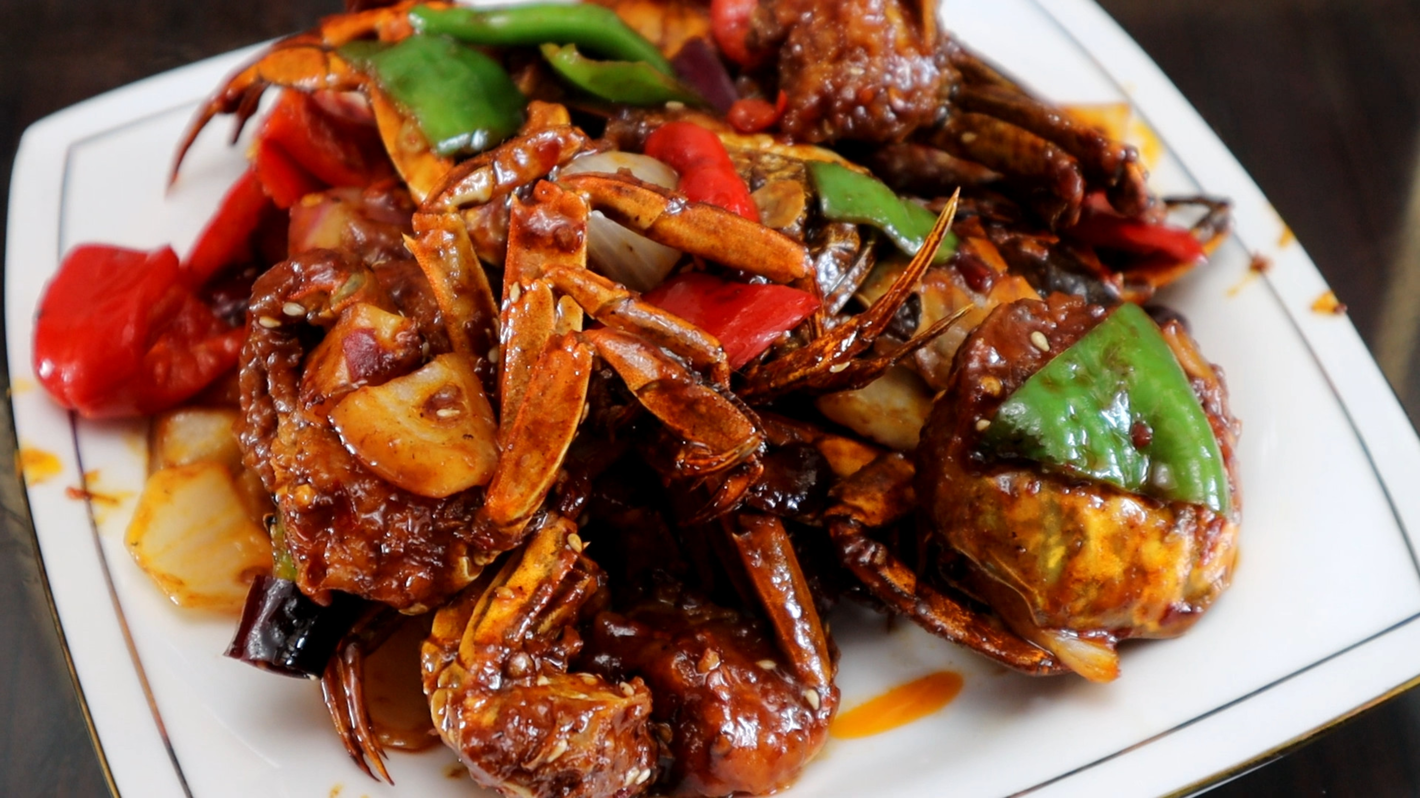 香辣蟹的家常做法，香辣、鲜香，营养美味，味道比饭店的还好吃