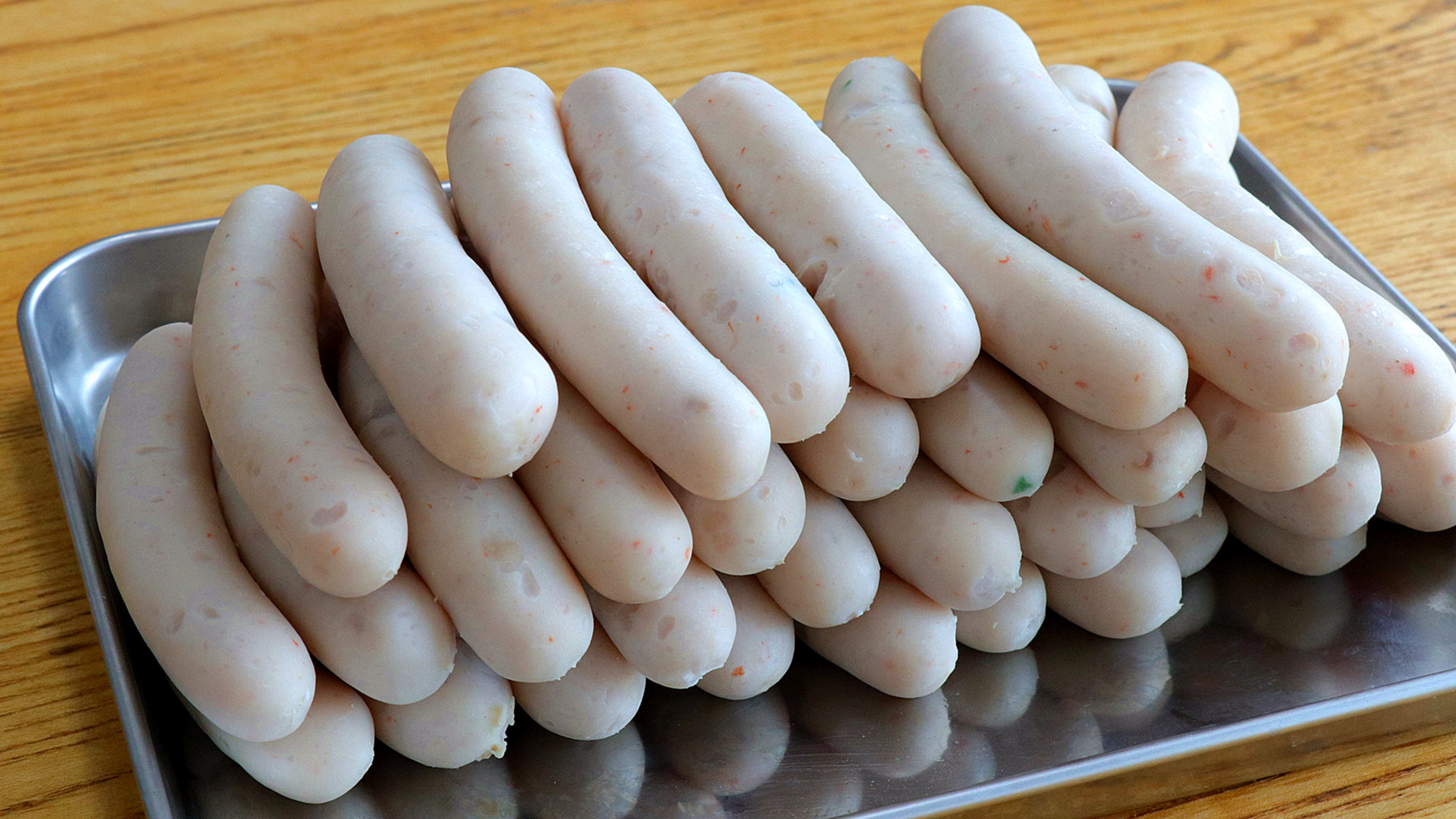 家里小孩都爱吃的鱼肠，教你在家做，不用添加剂，细嫩Q弹又好吃