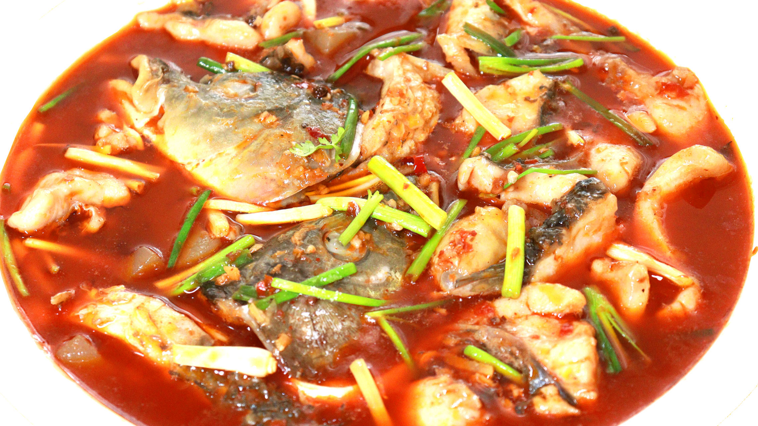 在四川“坨坨鱼”绝对家喻户晓,色泽红亮鱼肉鲜嫩,汤汁都能拌饭