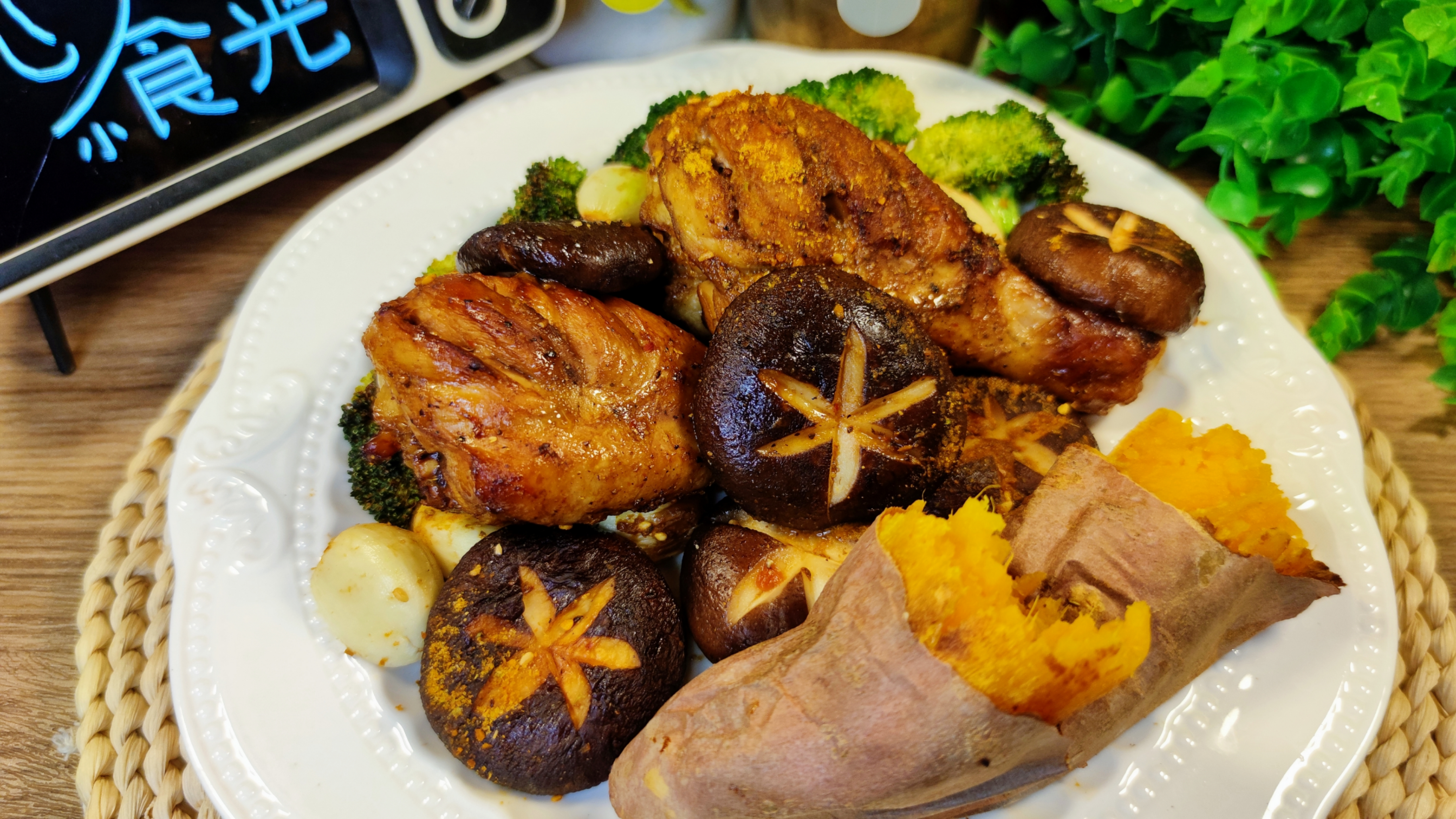 减脂期也能吃的低卡烧烤,黑椒烤鸡腿烤香菇真香,主食肉菜全都有