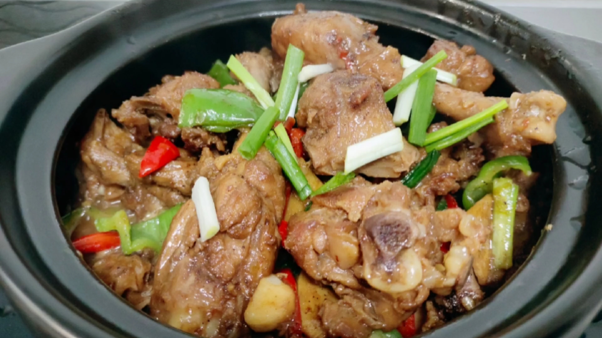 吃了30年啤酒鸭,这个做法最好吃,不放大料不焯水,软烂入味好吃
