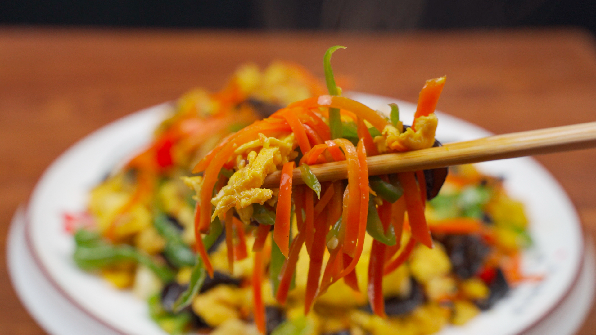 鸡蛋这种做法最近火了,饭店一盘58,在家做成本不到8块,太好吃