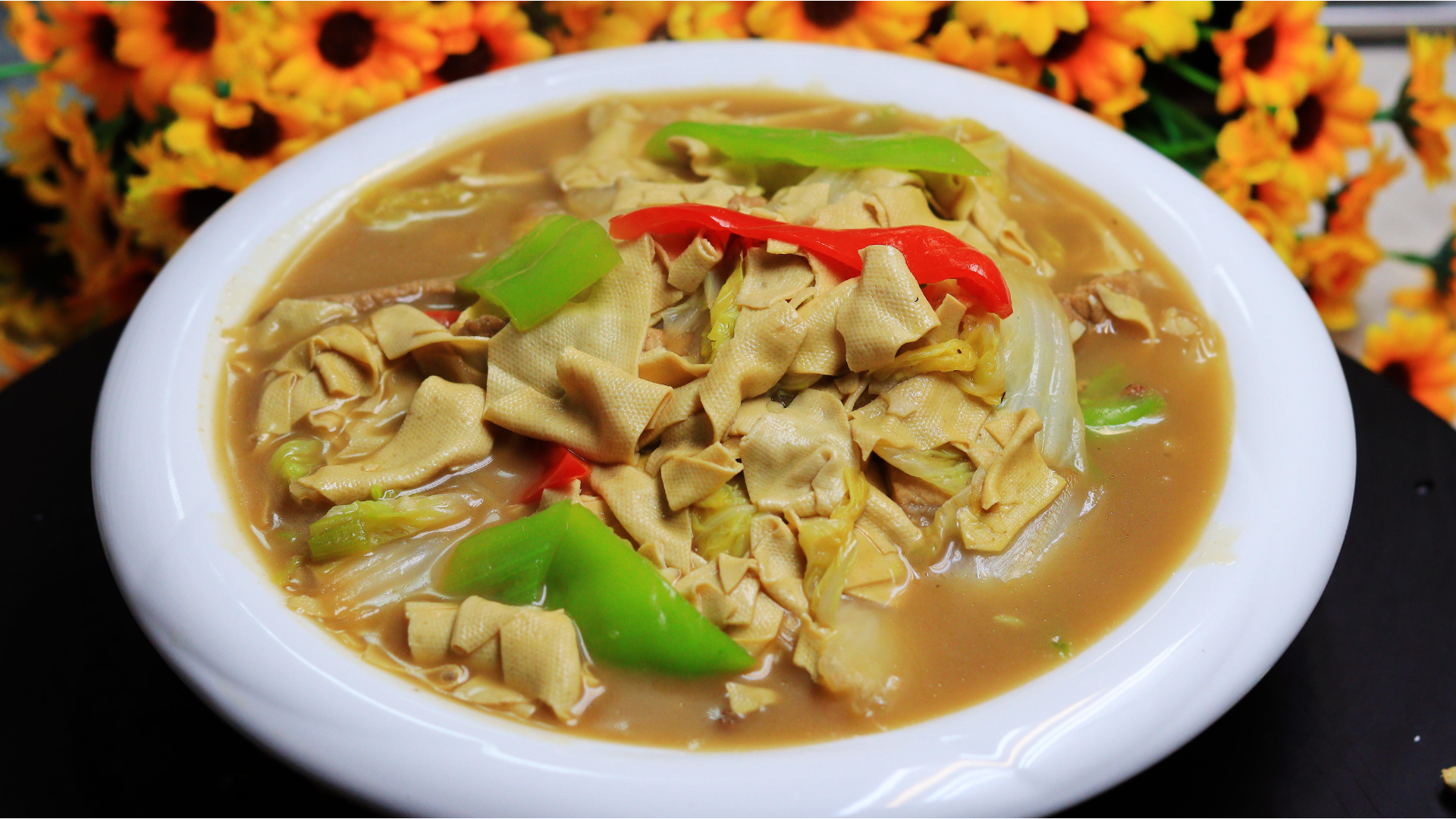秋冬要多吃白菜，教你东北白菜炖干豆腐，天冷吃上一锅真过瘾
