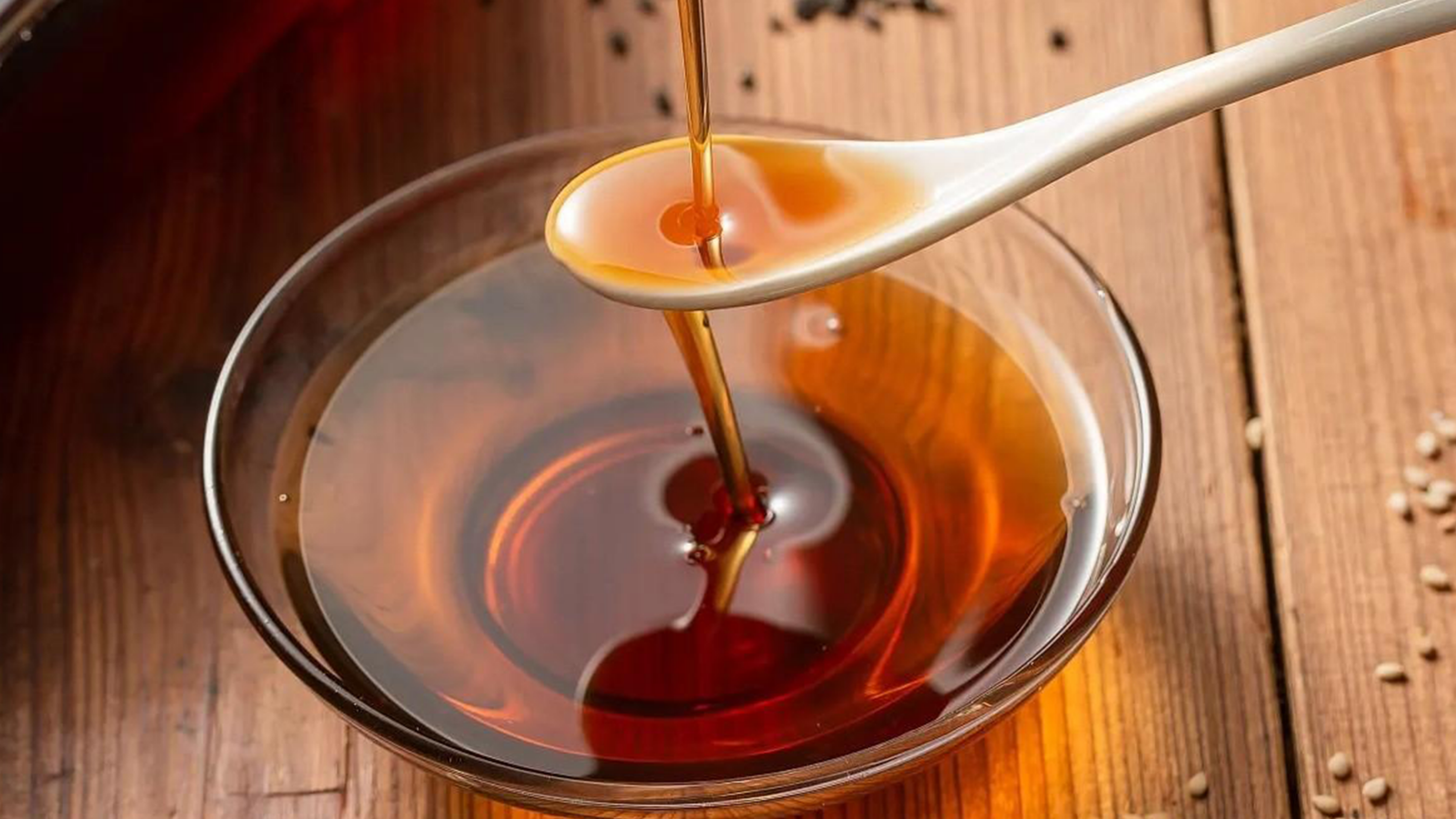 鼻炎干燥、出血,鼻子里滴点“它”,增加鼻腔湿润度,好用还不贵