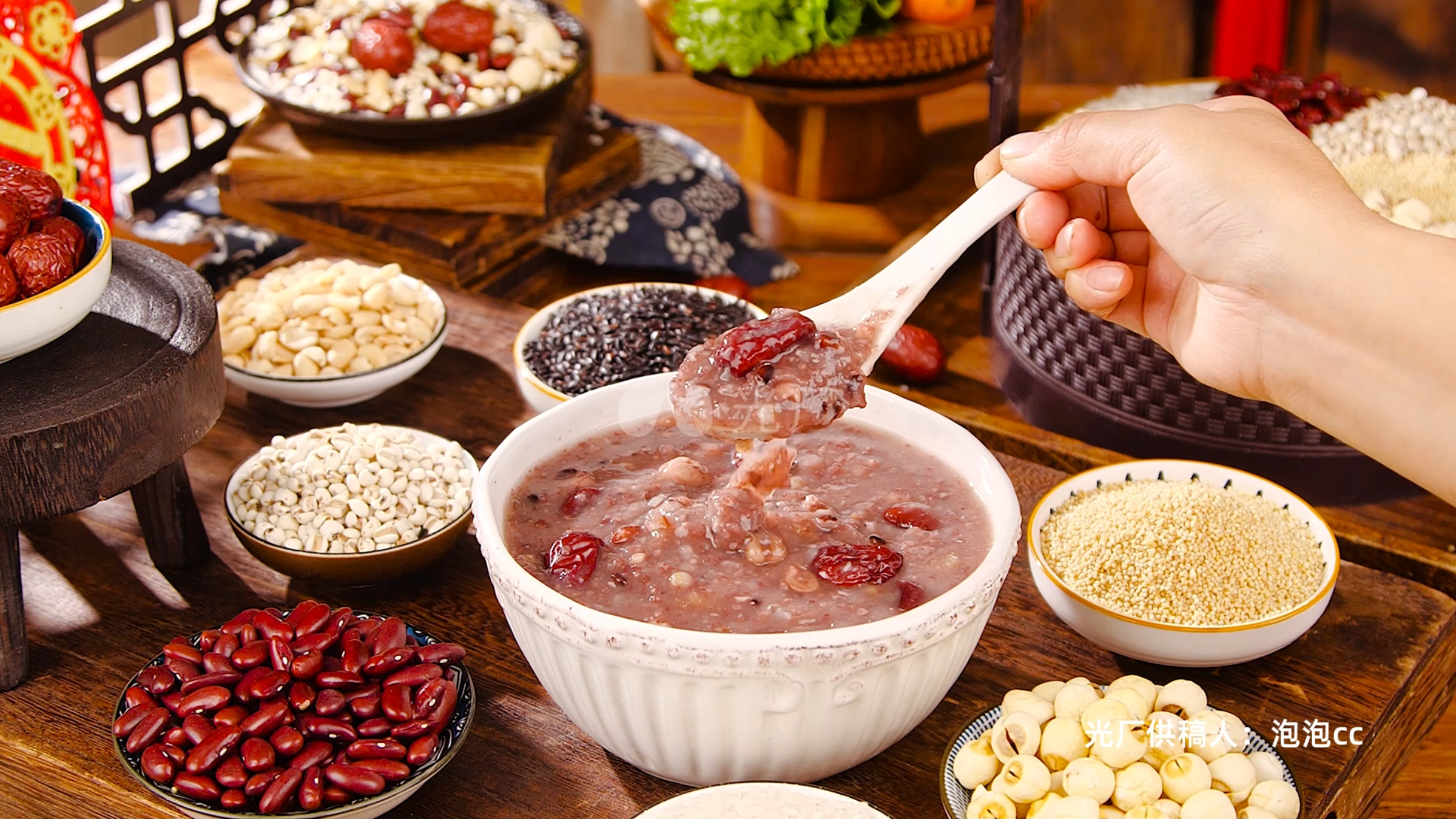 腊八粥腊八节过小年视频素材