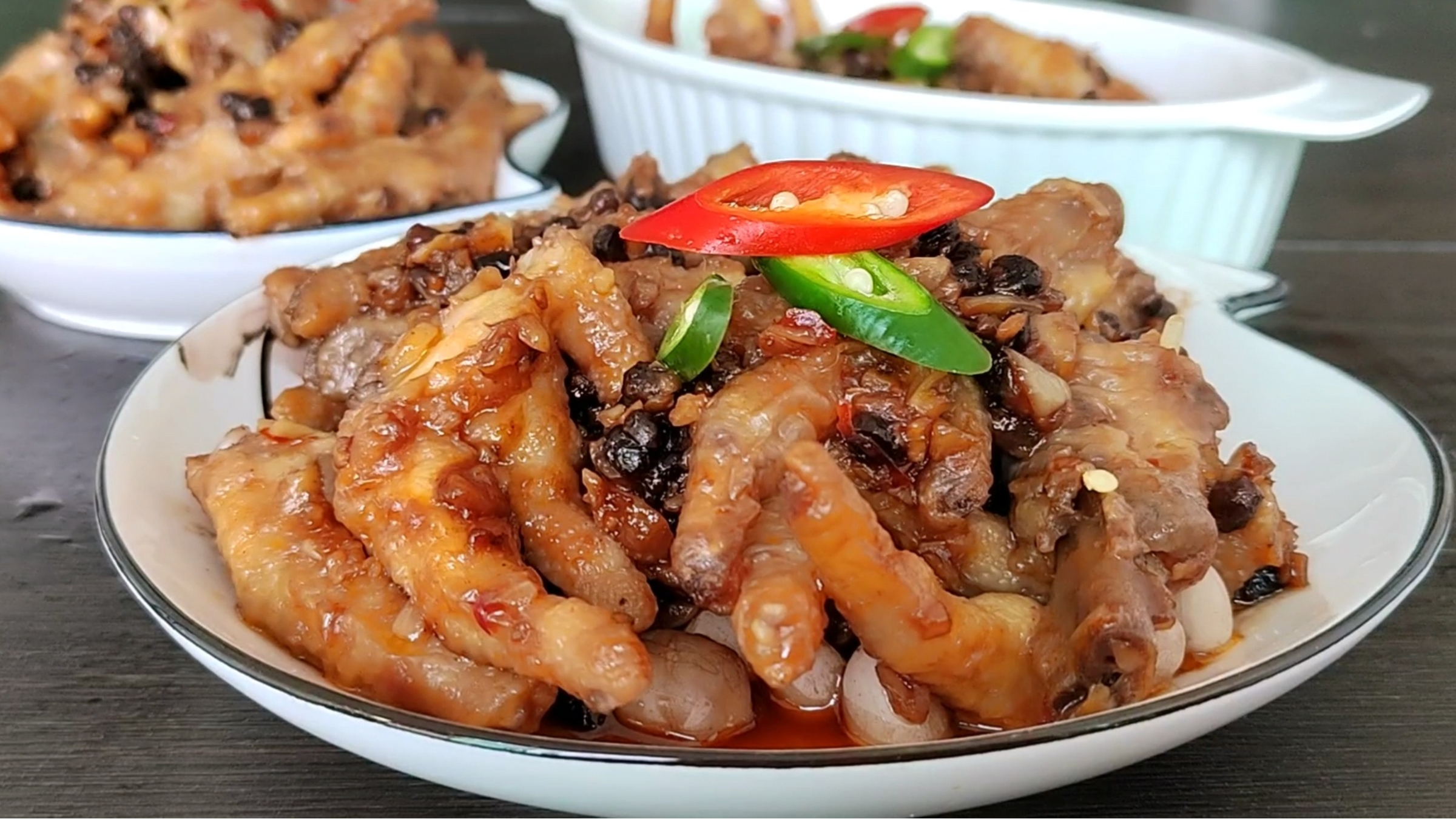 年夜饭做一道“豉汁凤爪”寓意抓财抓运气,酱香浓郁滋味足,超赞