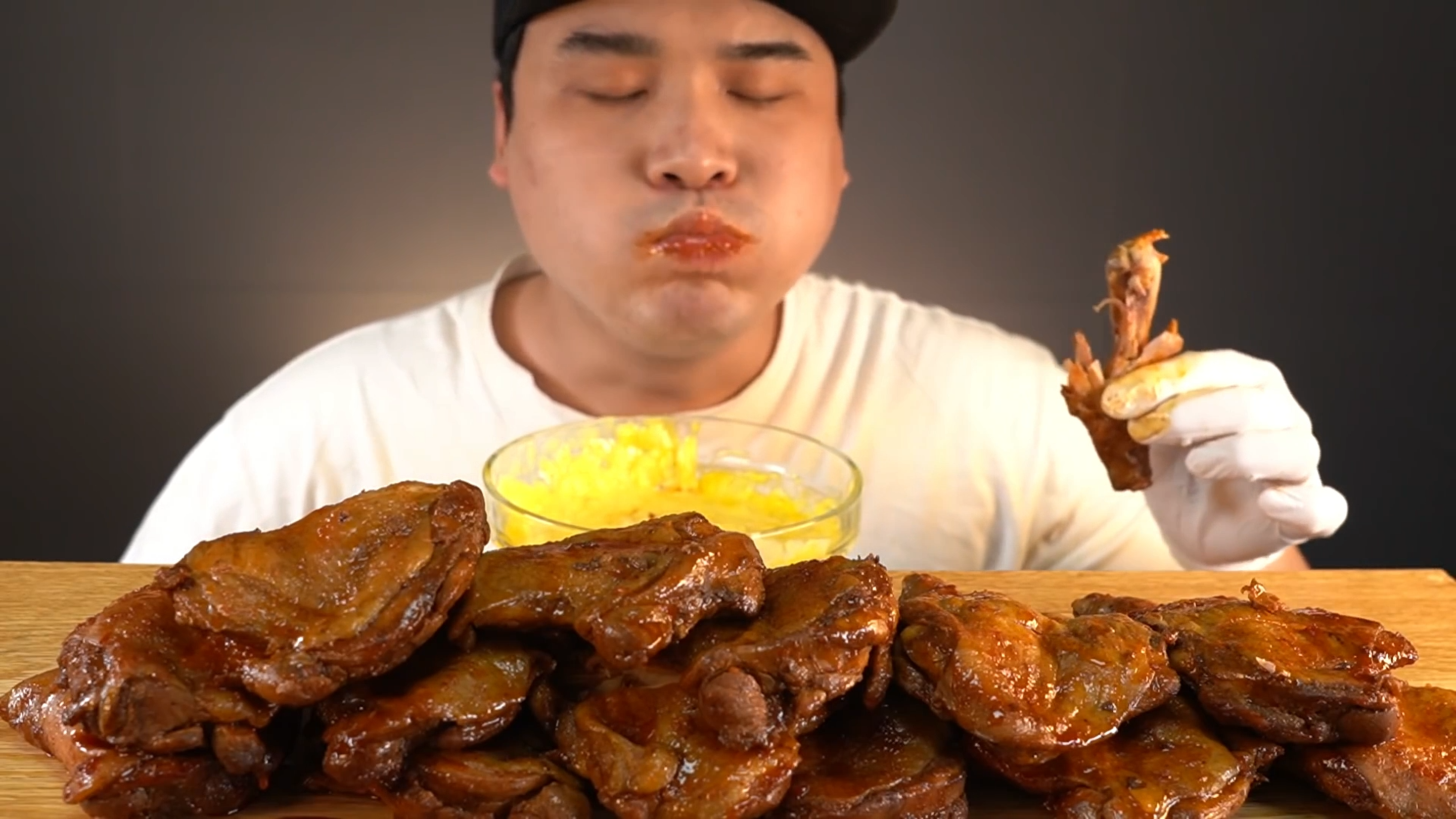 【ddeonggaeTV韩国吃播】牙买加只鸡腿四只~!!