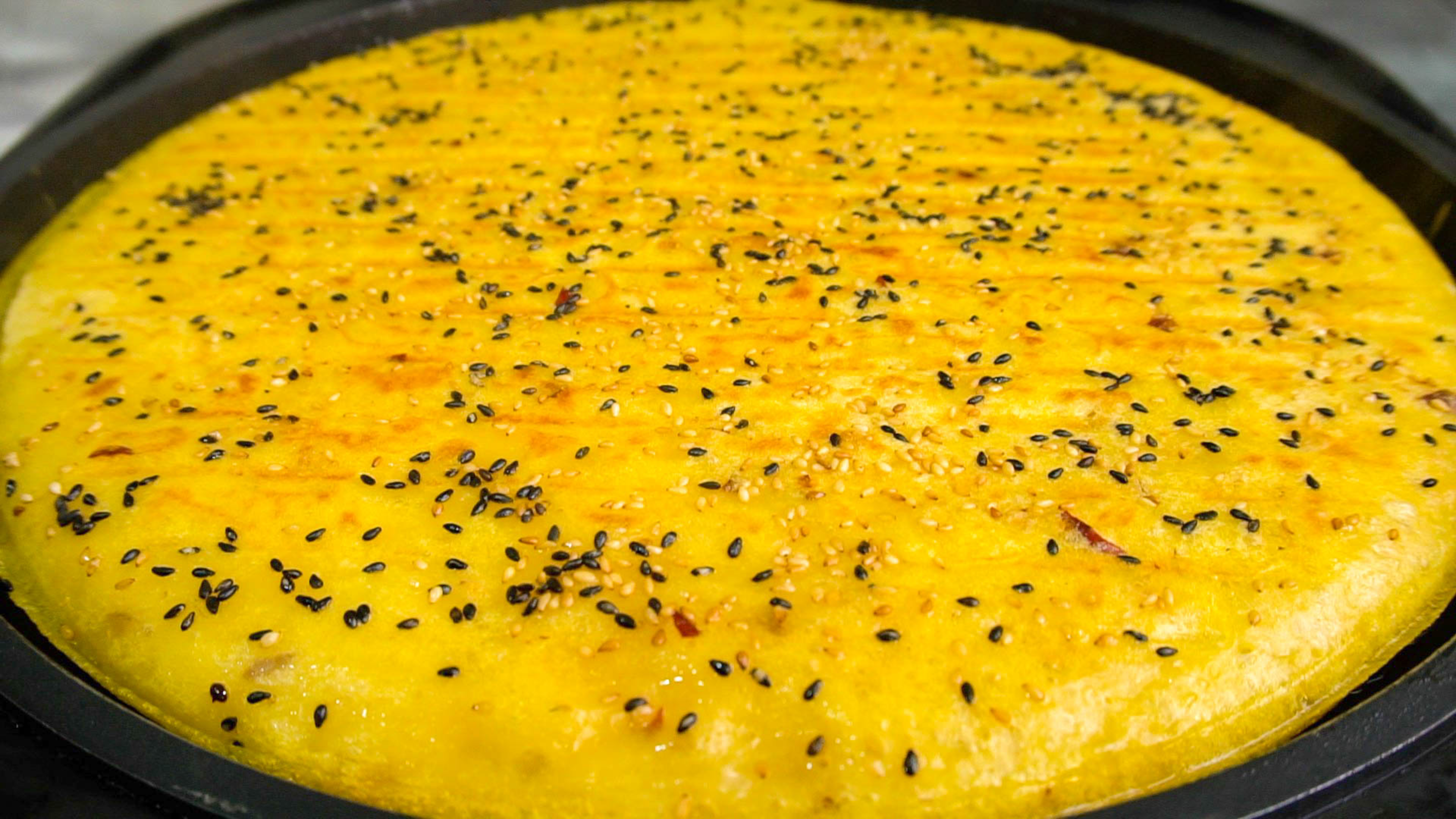 3天不吃就馋这锅红薯饼，手不用沾面，凉了再吃不发硬，越嚼越香