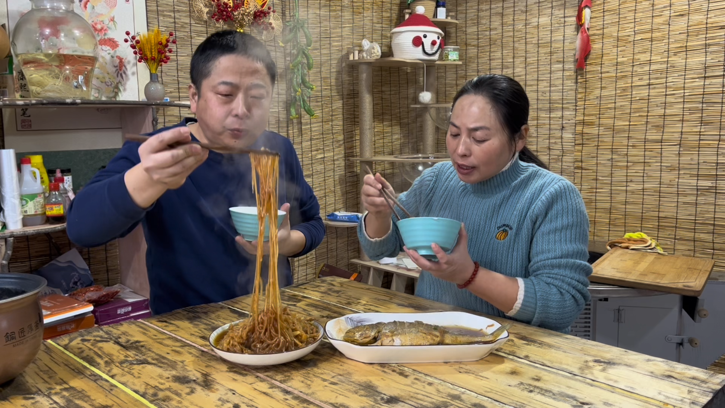 东北农村慢生活,2人1猫,东北名菜渍菜粉纯正东北味