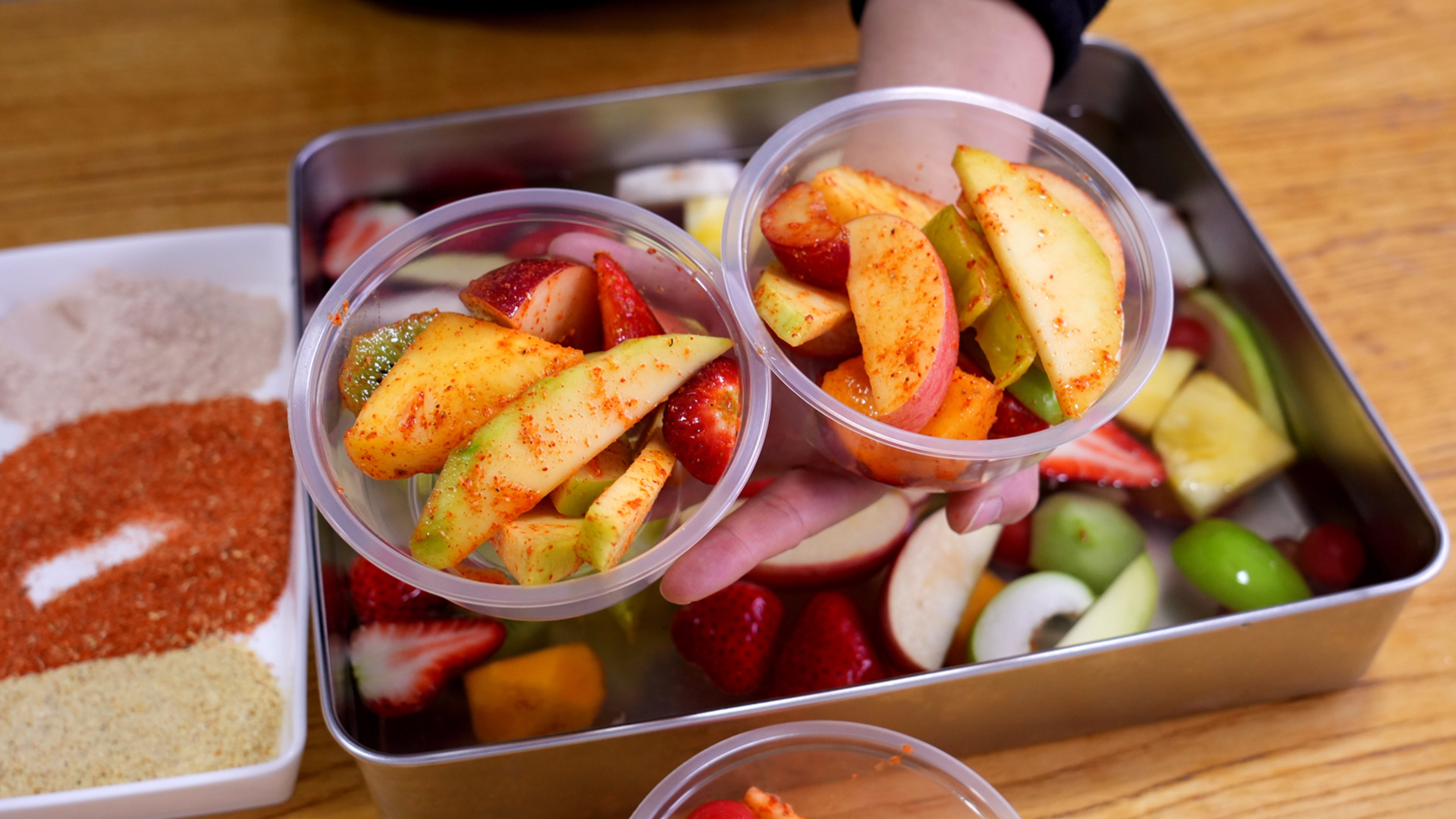 辣椒拌水果，自制广西酸野水果捞，特色调料粉简单好吃，酸辣开胃