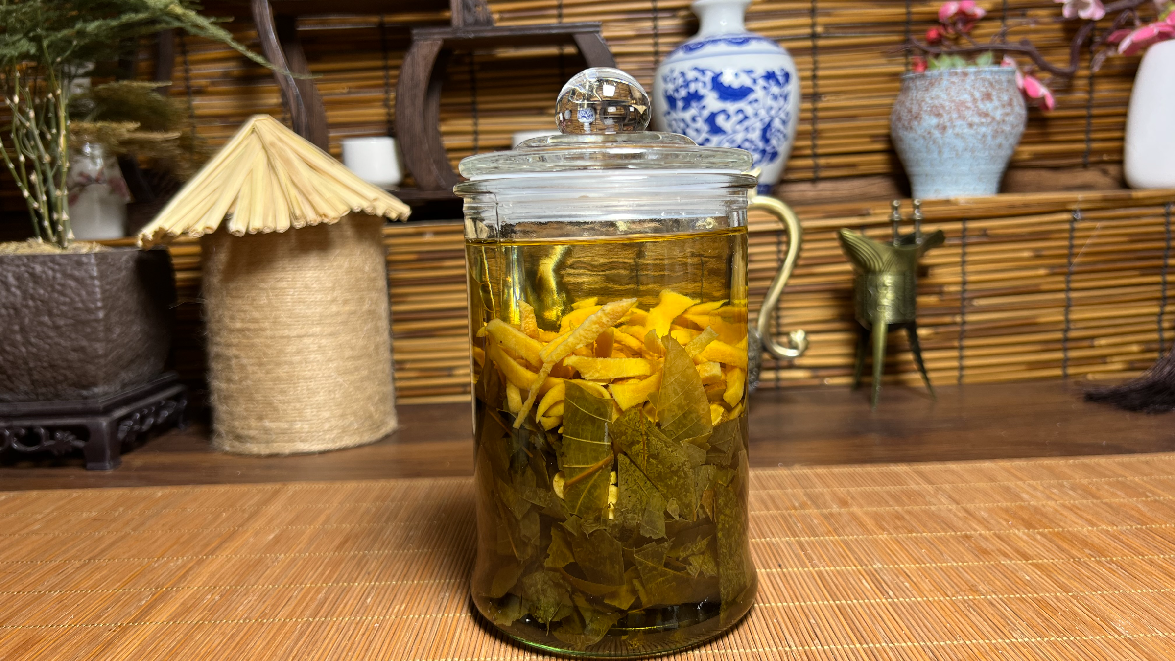 用淫羊藿木瓜加甘草泡酒,千万不要小瞧它,它的作用可不小