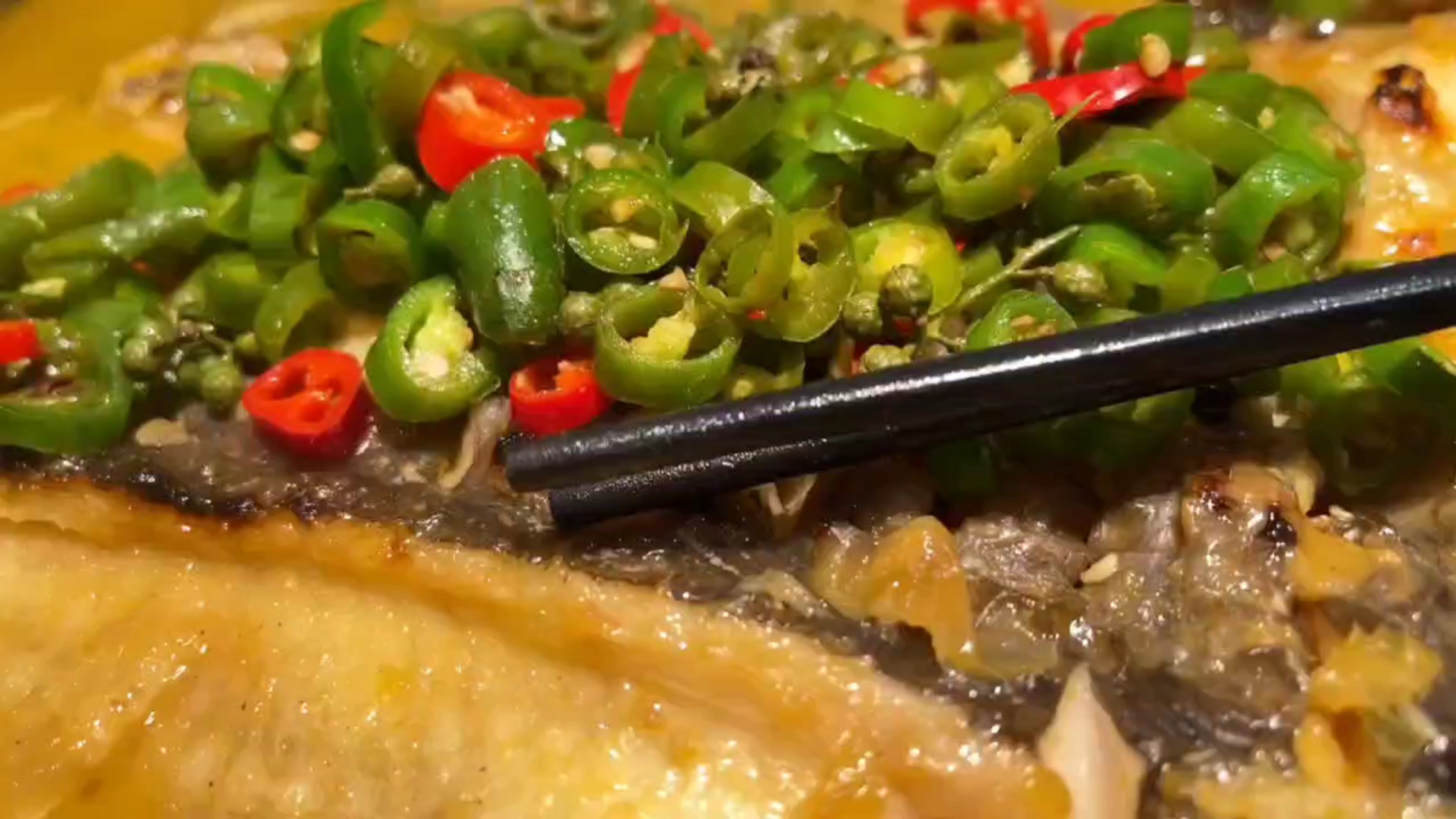 实地探访半天妖烤鱼,味道绝对不一般,点个赞