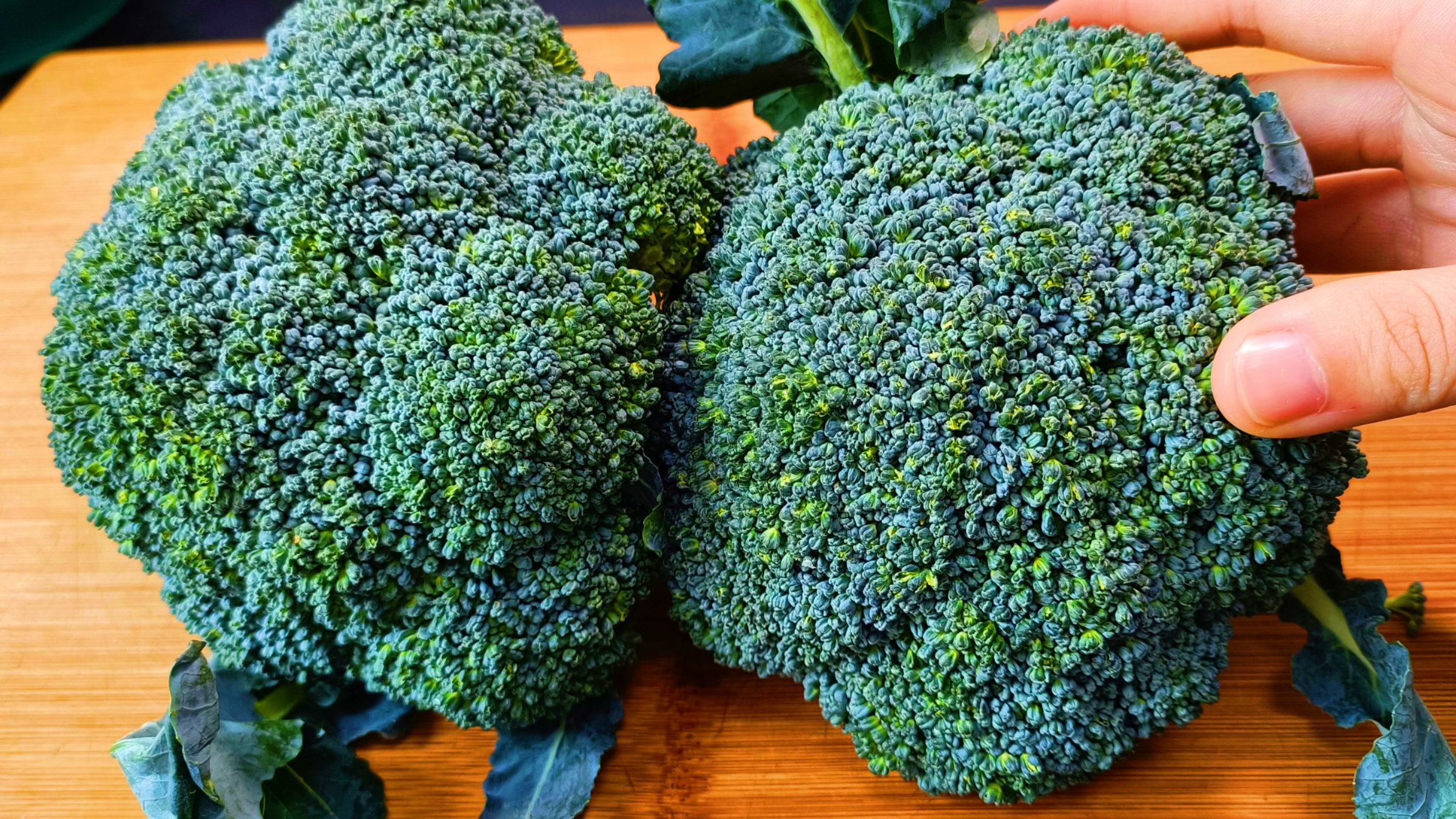 炒西兰花，切记不要焯水和直接炒，教你一招，脆嫩入味营养不流失