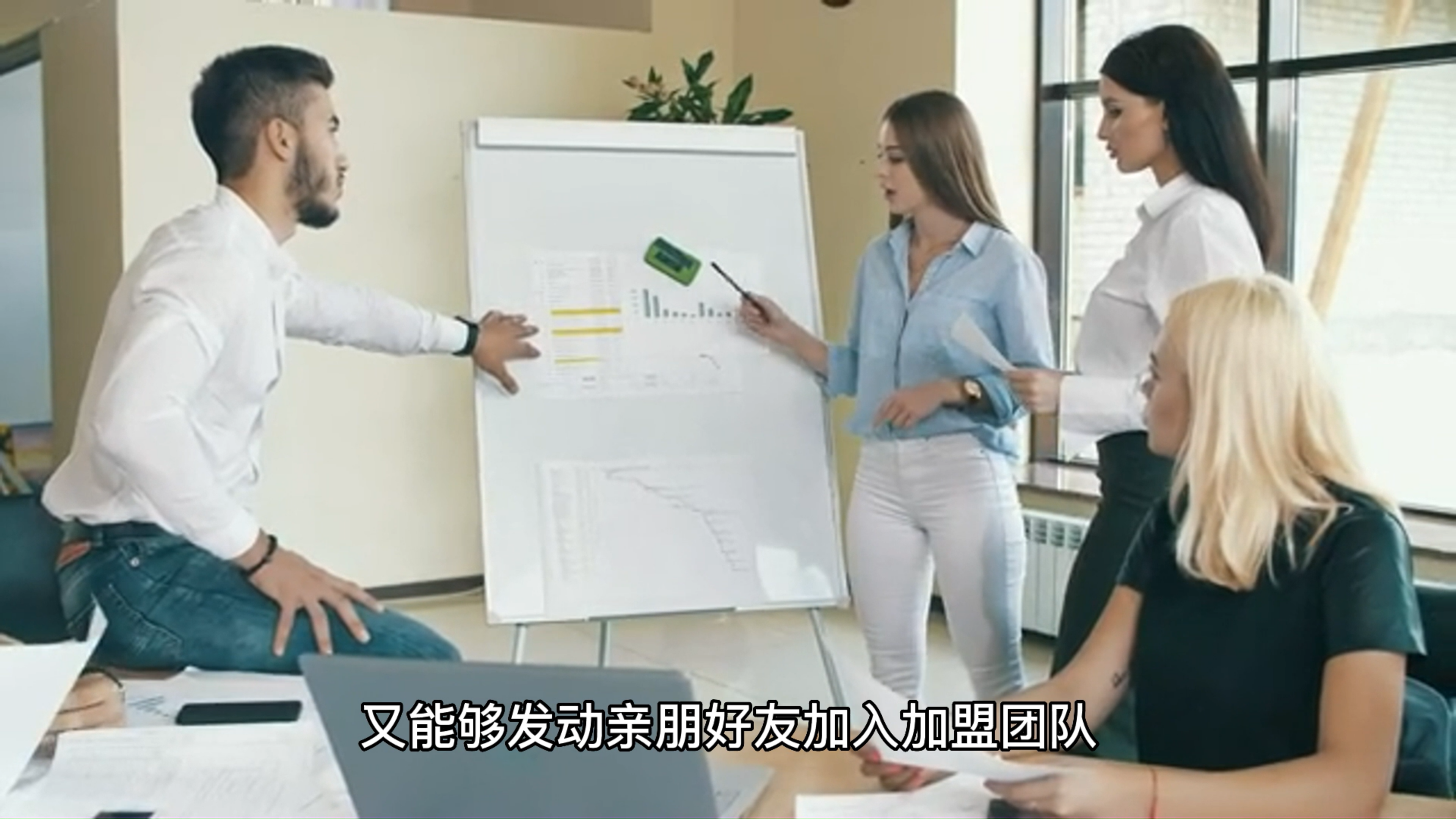 独家对话杨国福,揭秘麻辣烫一统江湖的秘诀