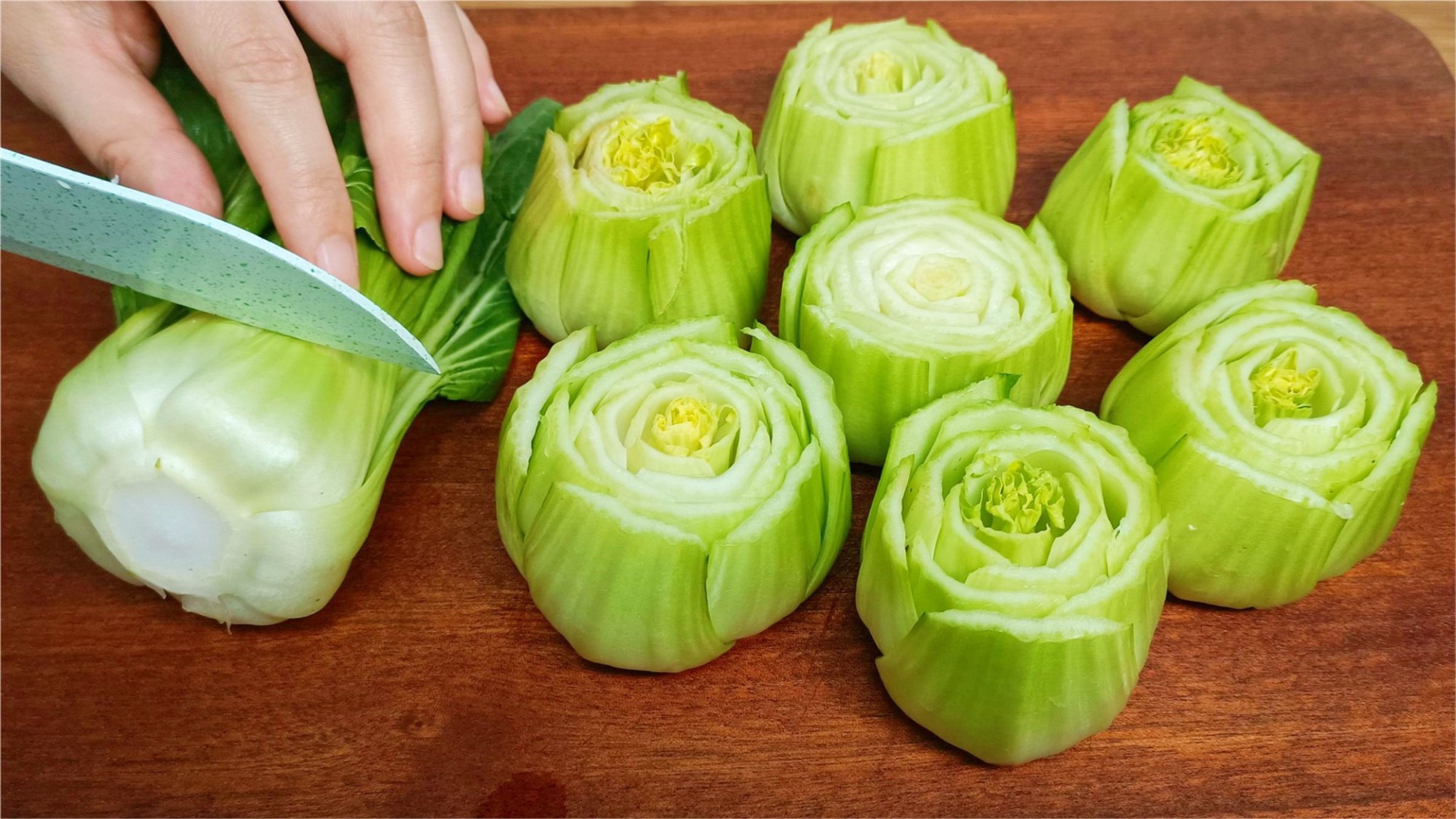 每次家里来客，上海青这种创意做法，是我必做拿手菜，比红烧肉香