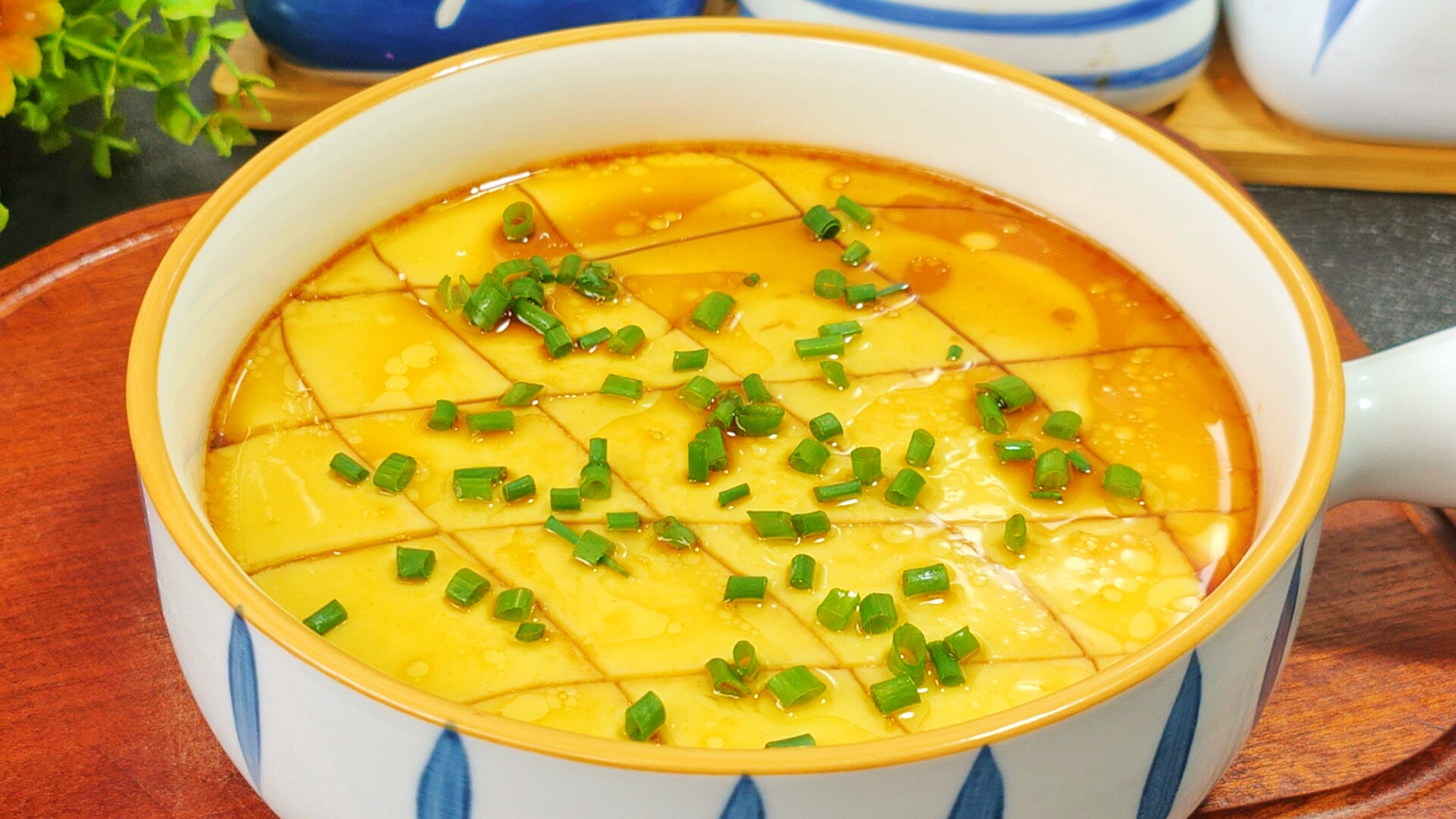 想吃水蒸蛋了，学会2个技巧，嫩滑细腻无蜂窝，老人小孩都爱吃