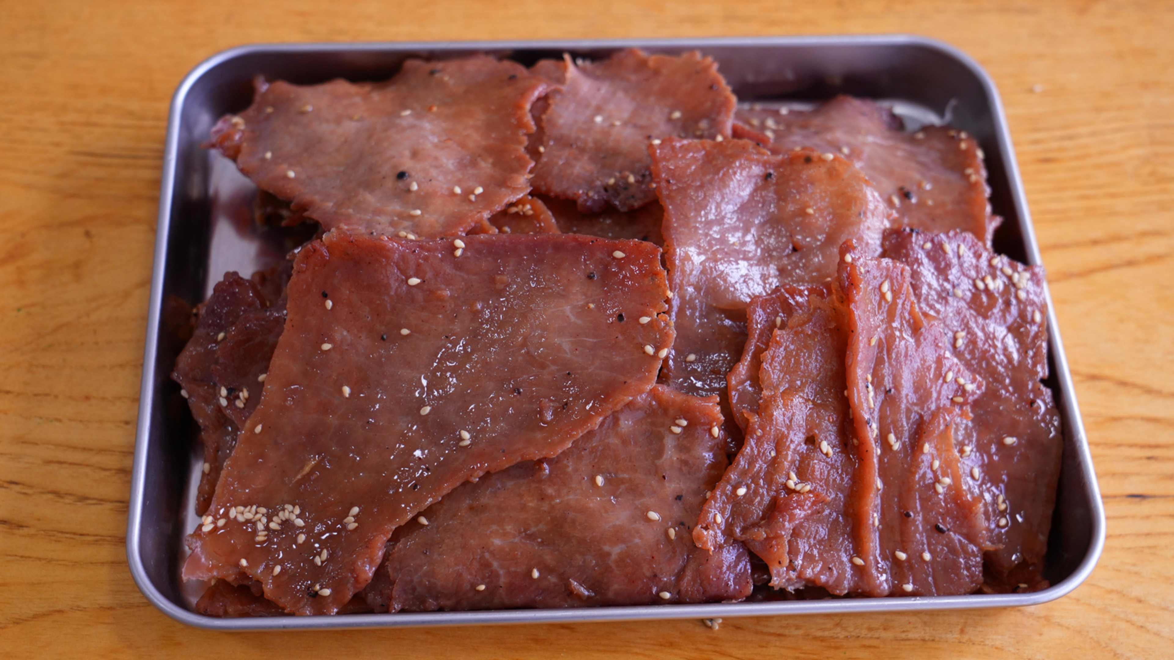 在家用里脊肉做的蜂蜜猪肉脯，家庭做法超好吃，咸甜美味又简单