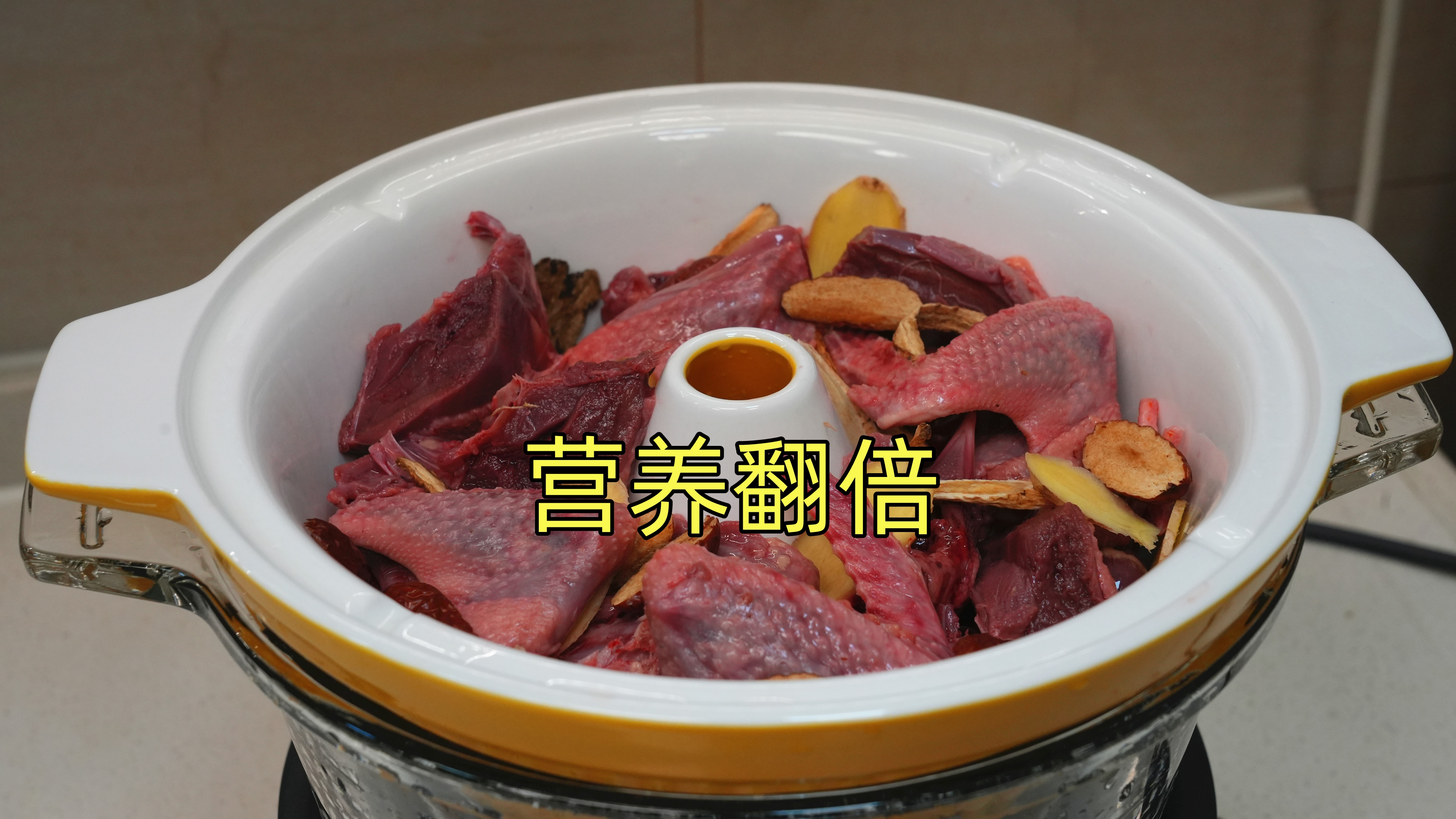 鸽子汤怎么炖营养又好喝？教你正确方法，营养胜过三只老母鸡