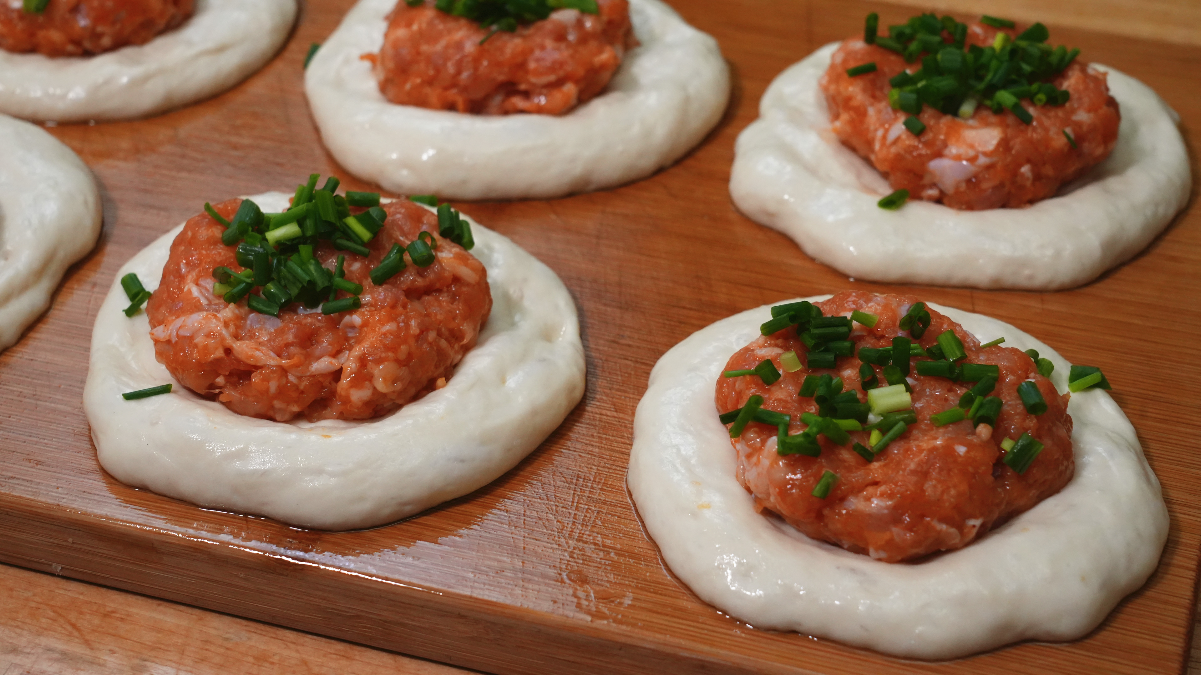 一斤面八两水，夜市爆火的鲜肉饼，做法配方告诉你，凉了也不会硬