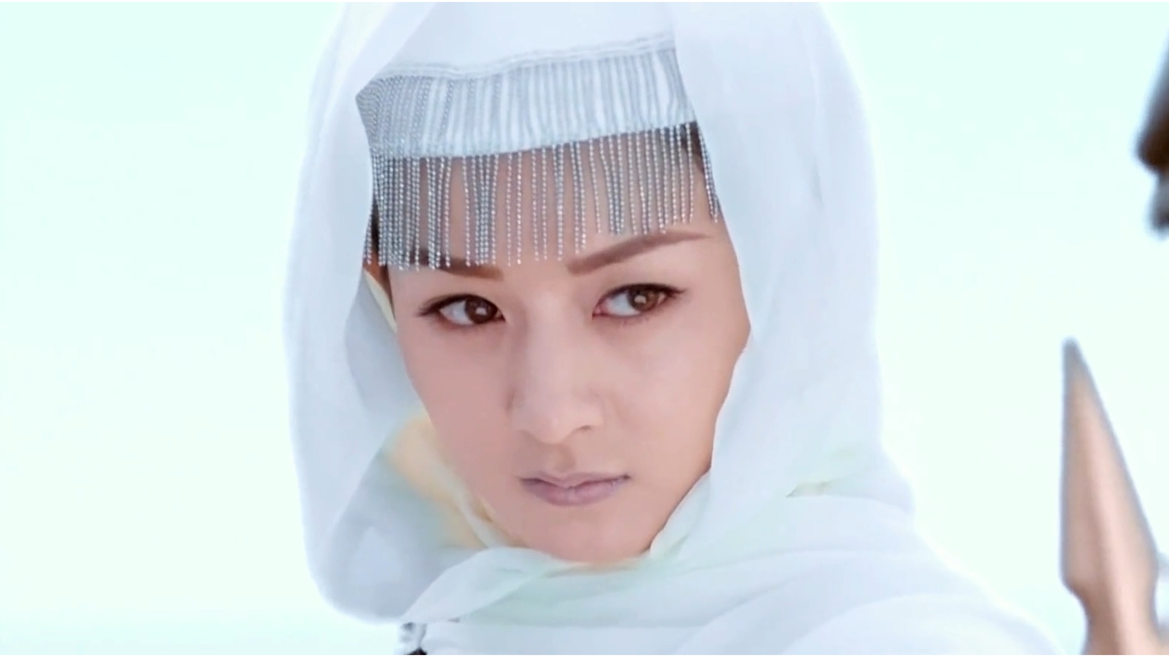 他是称霸武林的女盟主,却心甘情愿当最下等的人肉脚垫