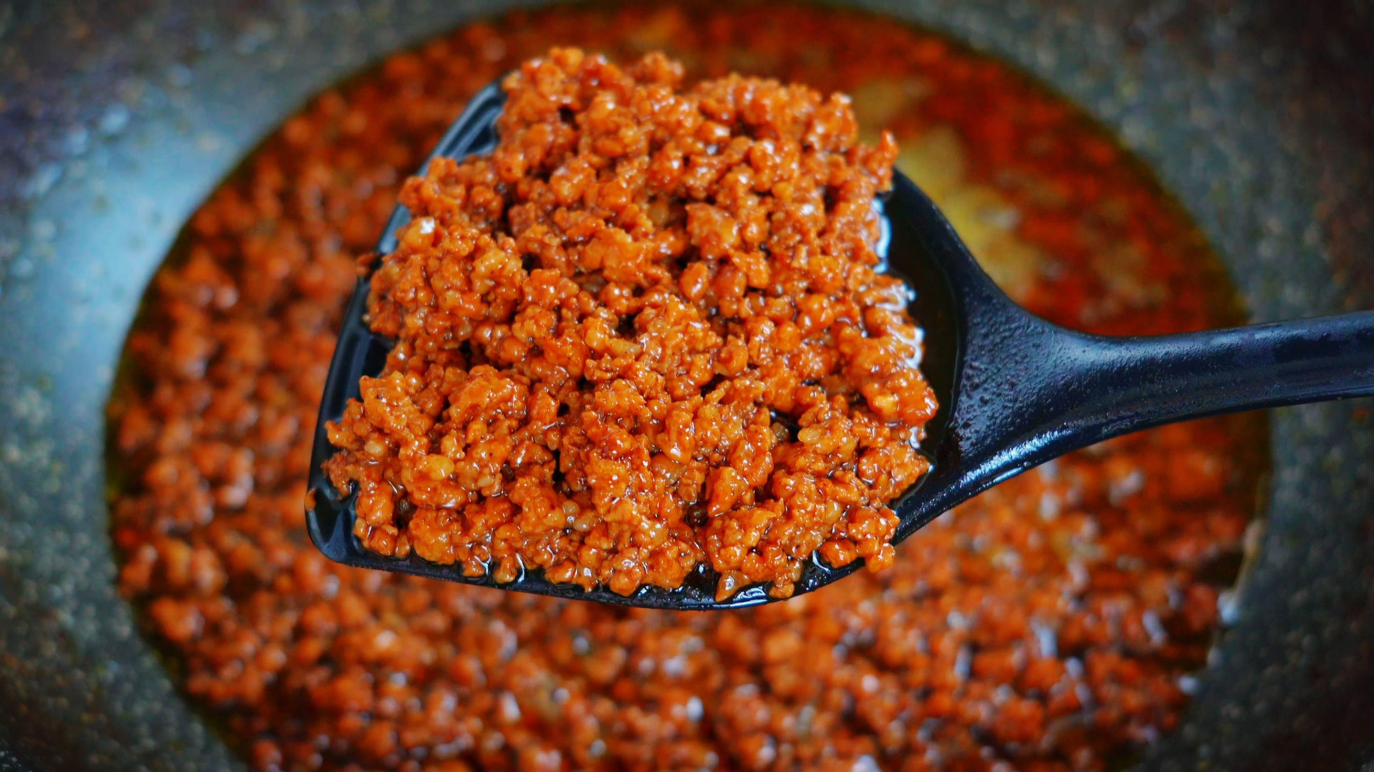 日销800碗，面馆老板不外传炸酱配方，老成都素椒炸酱面正宗做法