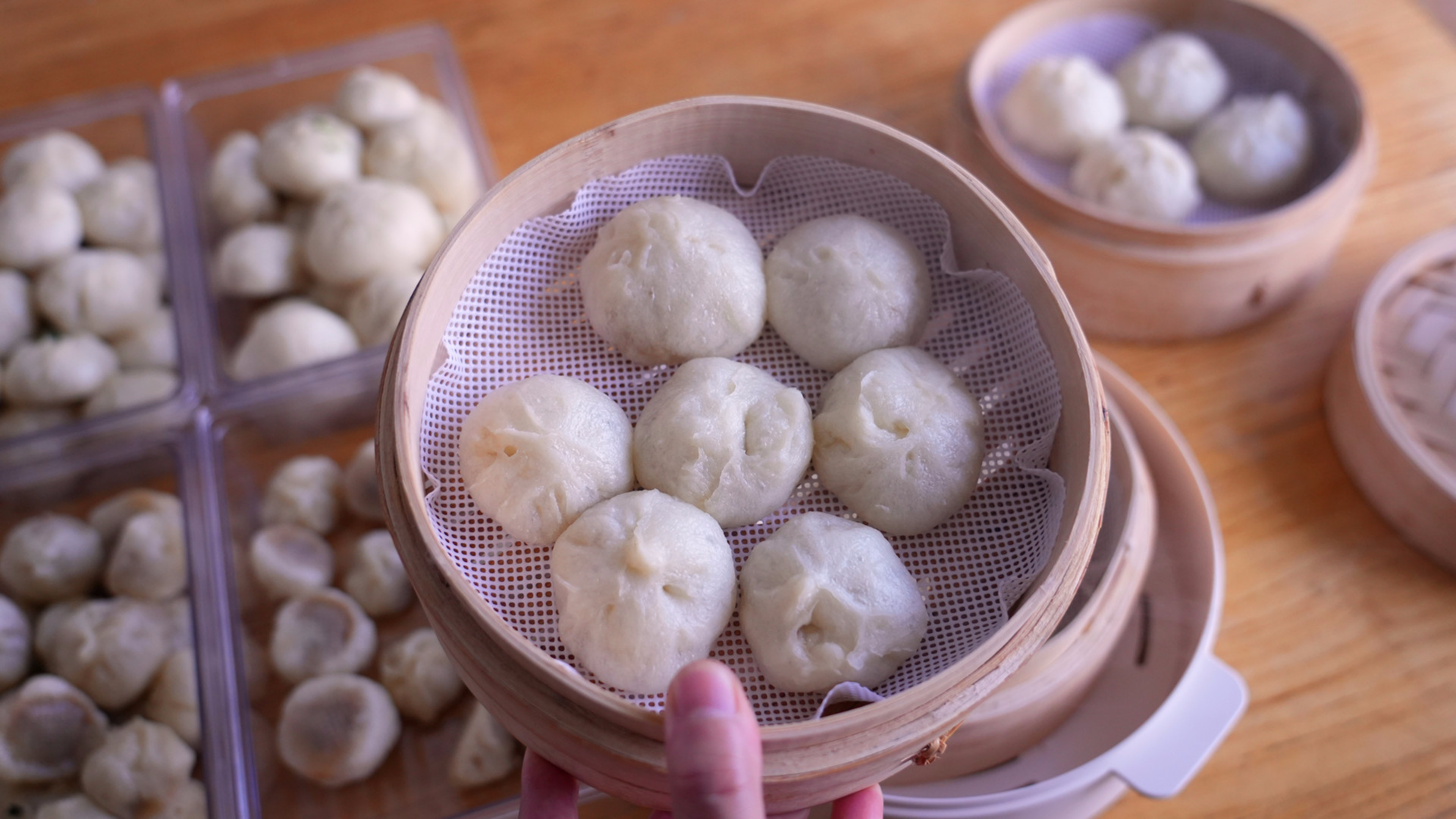 开学了，赶紧做了点小笼包当预备早餐，松松软软油香四溢，好好吃