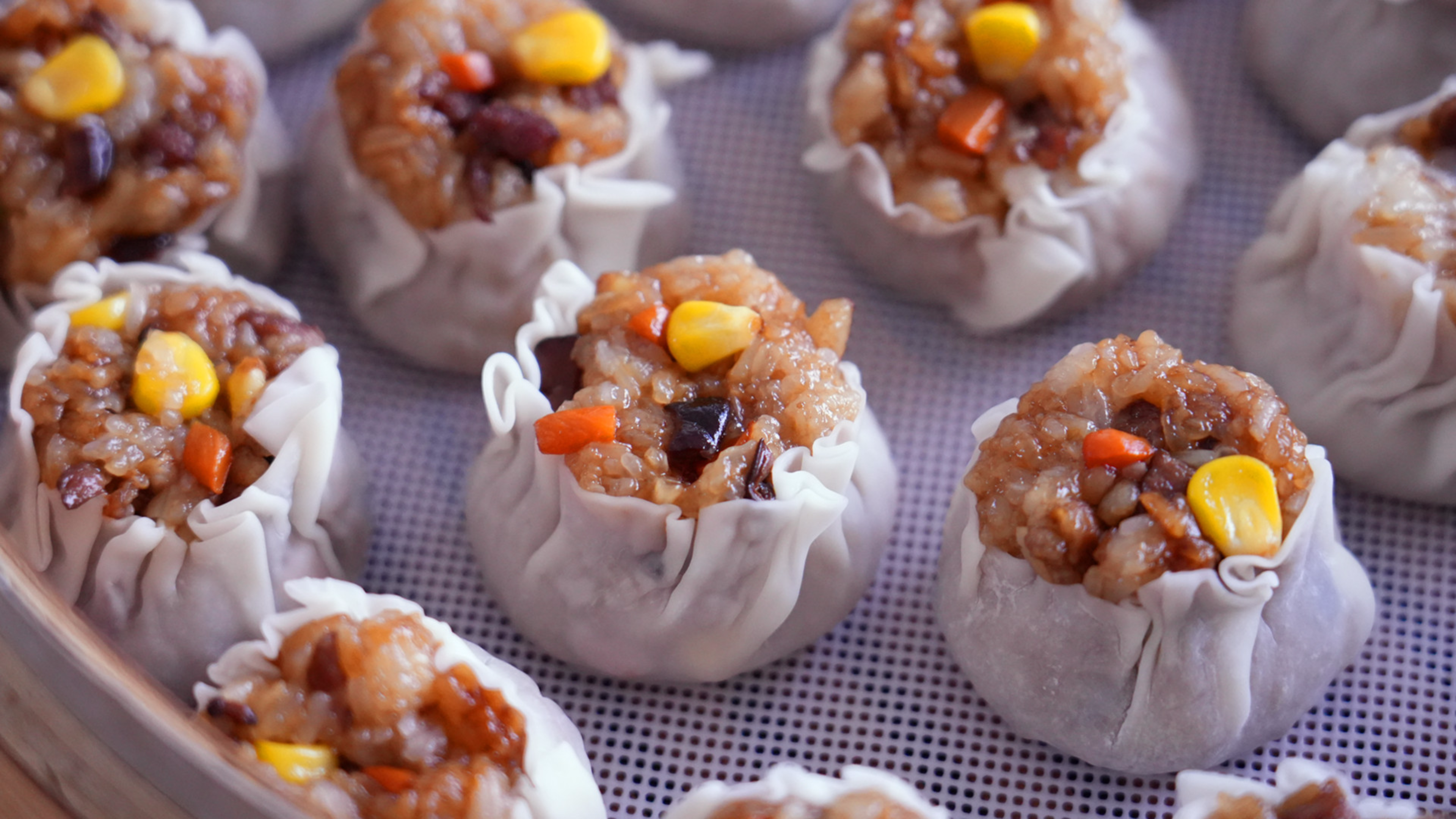 一周的预备早餐，今天用饺子皮做糯米烧麦，皮薄软糯挺好吃