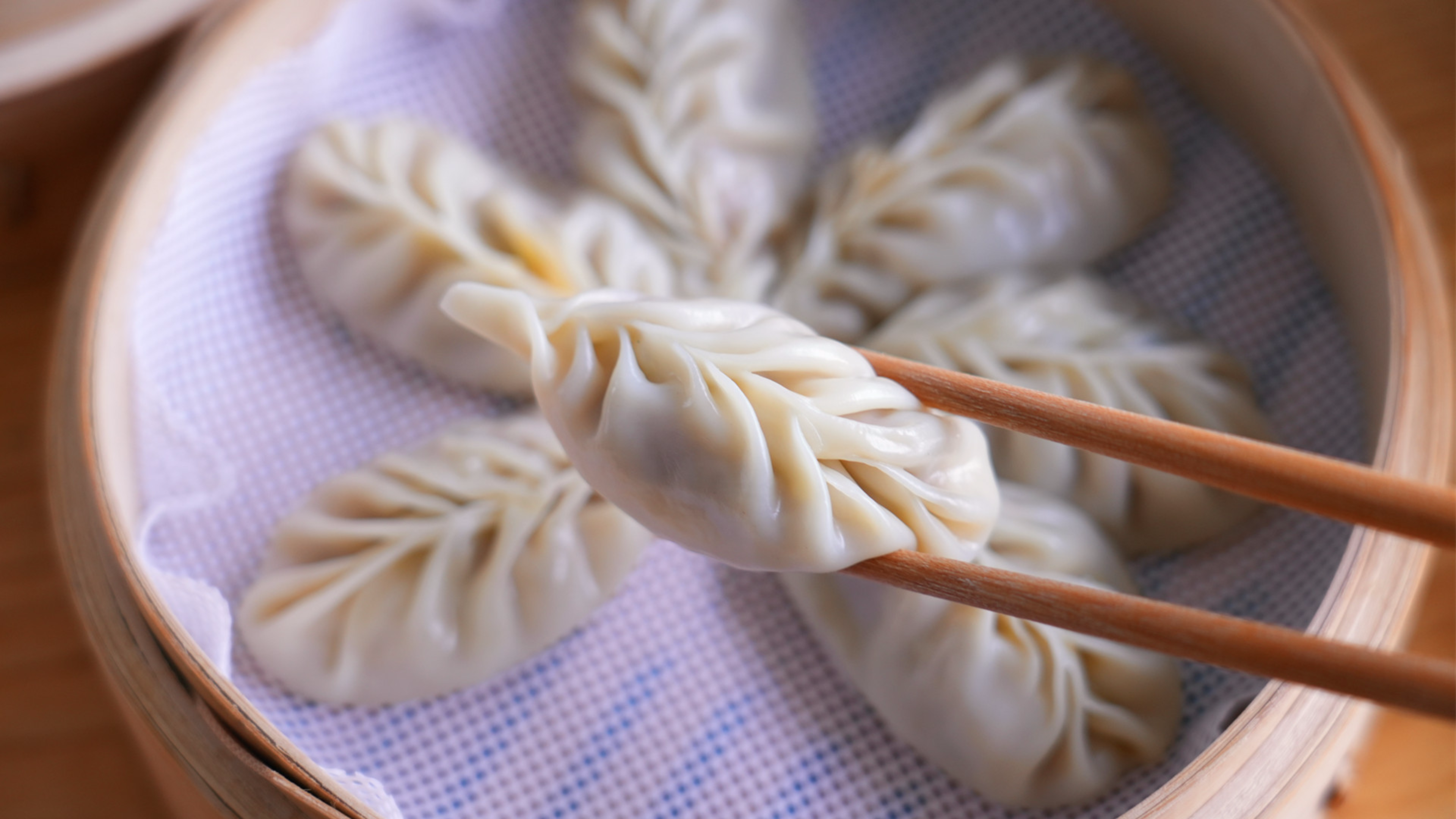 今天调了一个百搭肉馅,可以蒸包子饺子,做预备早餐好吃又方便