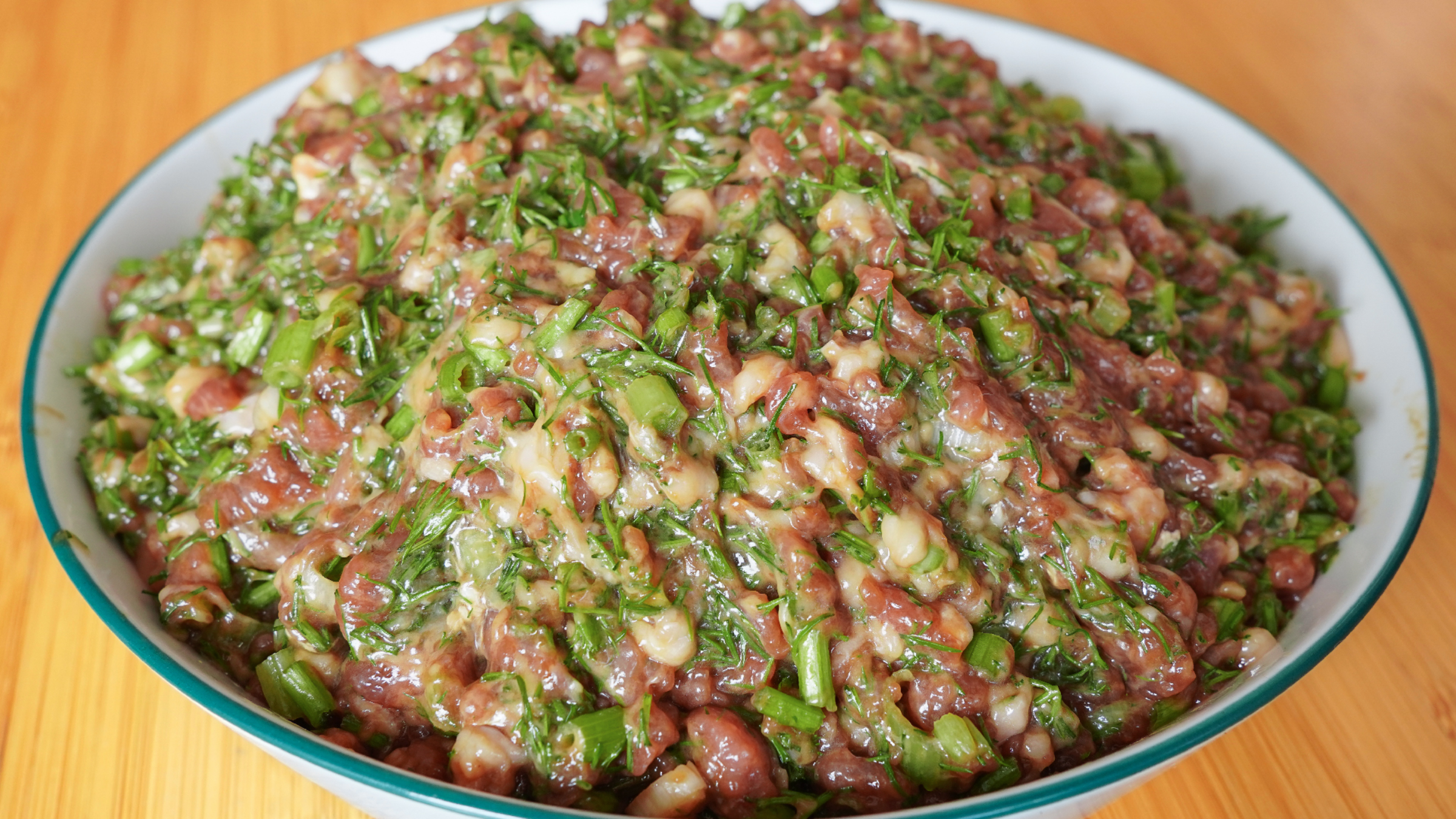 猪肉茴香饺子馅好吃有诀窍，教你酒店调馅秘诀，鲜嫩多汁味还香