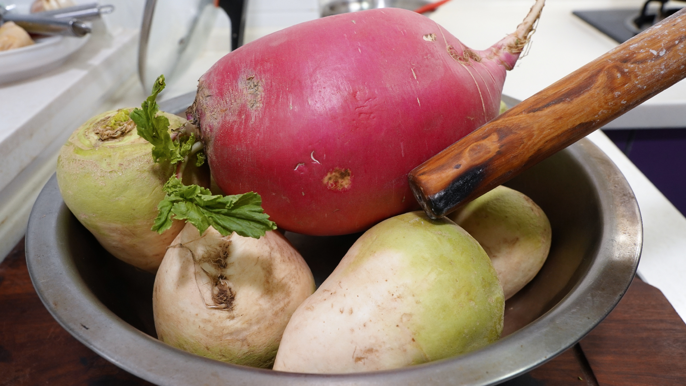 5斤芥菜，1个萝卜，教你老一辈不一样的传统吃法，脆嫩好吃还开胃