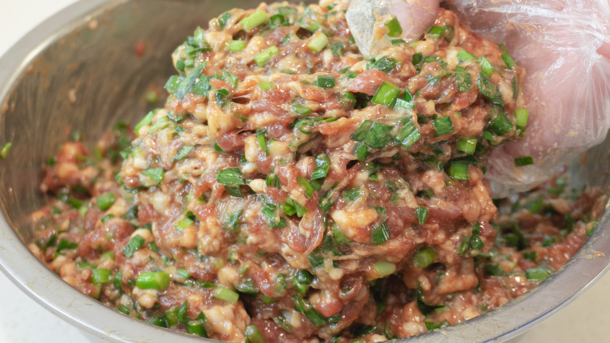 猪肉韭菜馅包子饺子，酒店调馅诀窍技巧教会你，鲜嫩多汁馅鲜味美