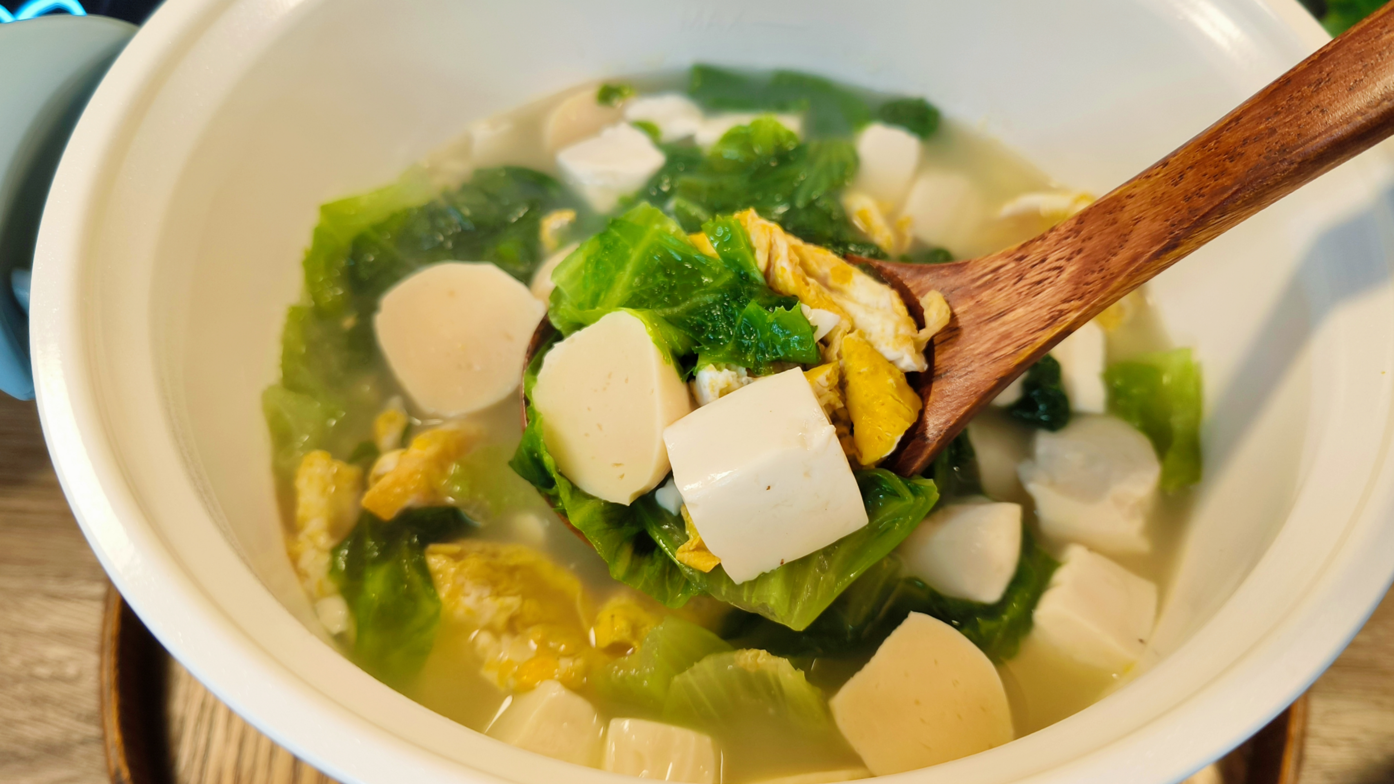 减脂期晚餐好爱这汤,低卡生菜豆腐汤鲜美饱腹,做法简单百吃不腻