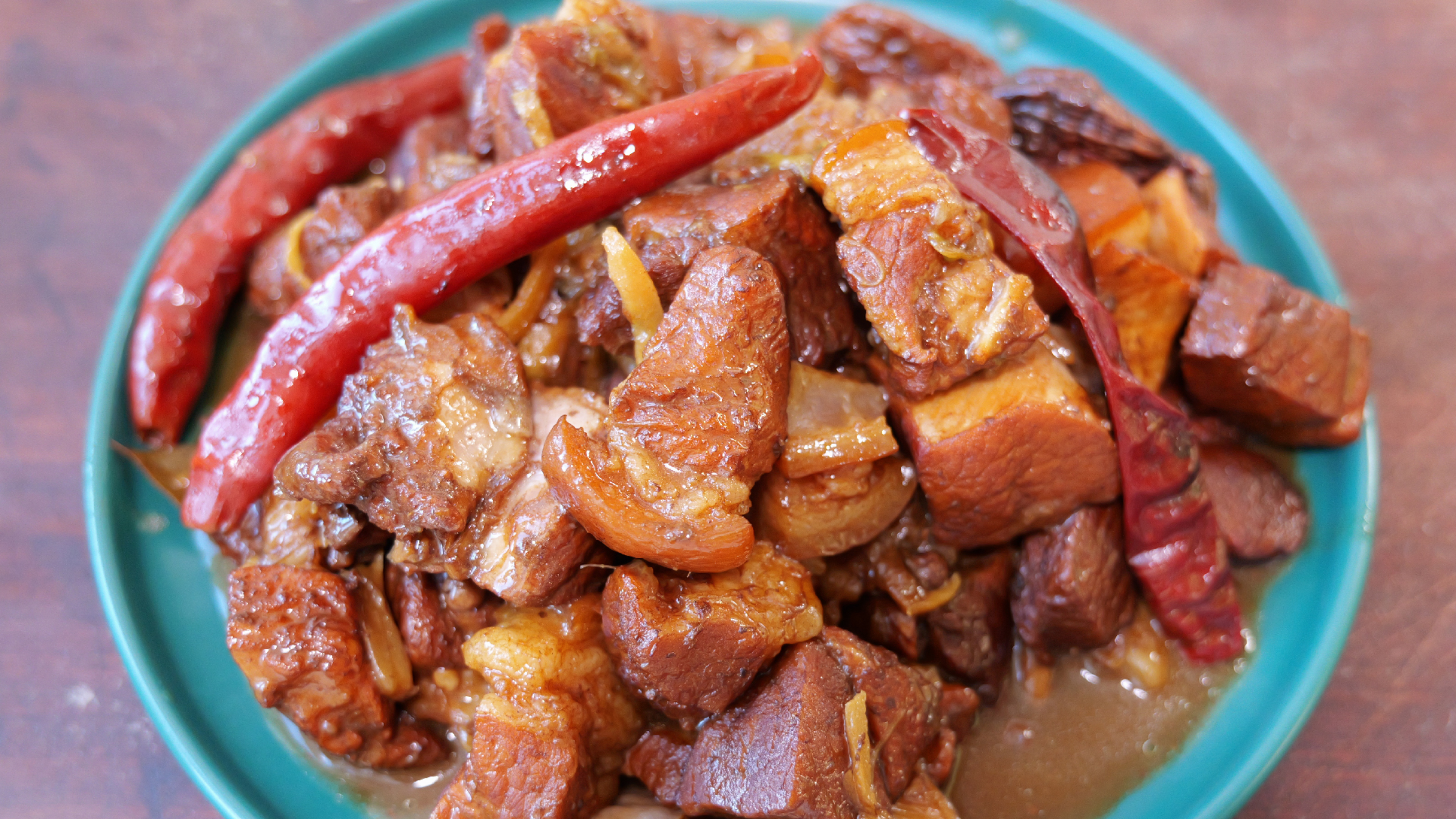 猪肉便宜了，大厨教你地道农家炖肉，软烂鲜香肥而不腻比红烧肉香