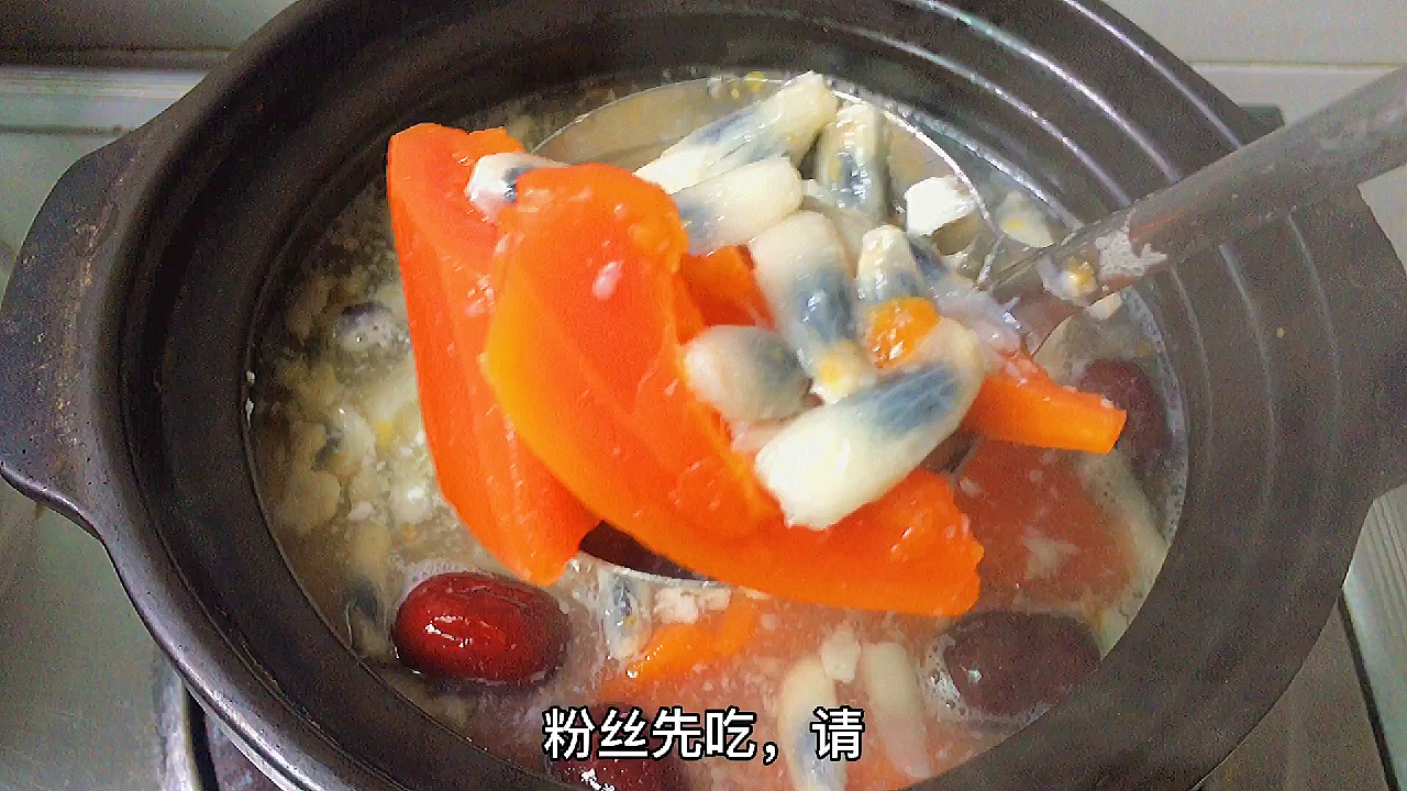 木瓜林檎煲甜汤,潮汕特色做法,清甜营养又不腻,98%的人没吃过