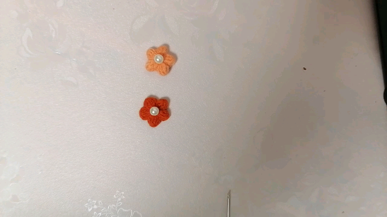 迷你泡芙花钩织教程