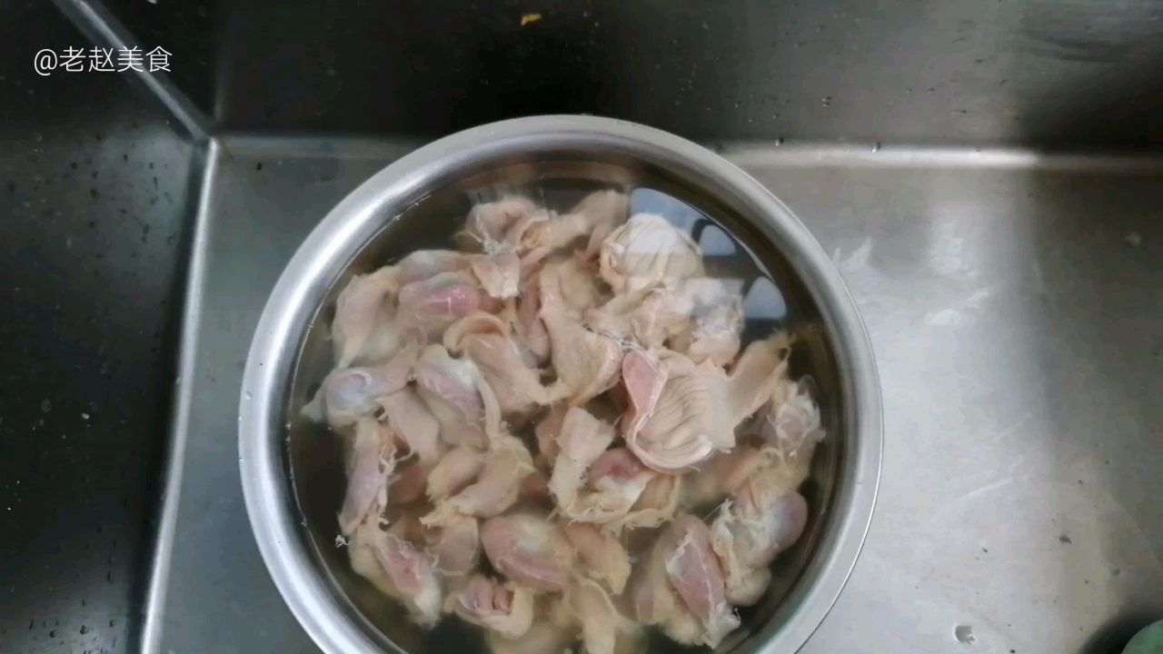 卤鸡珍最好吃的家常做法,脆嫩爽口没醒味,制作超简单