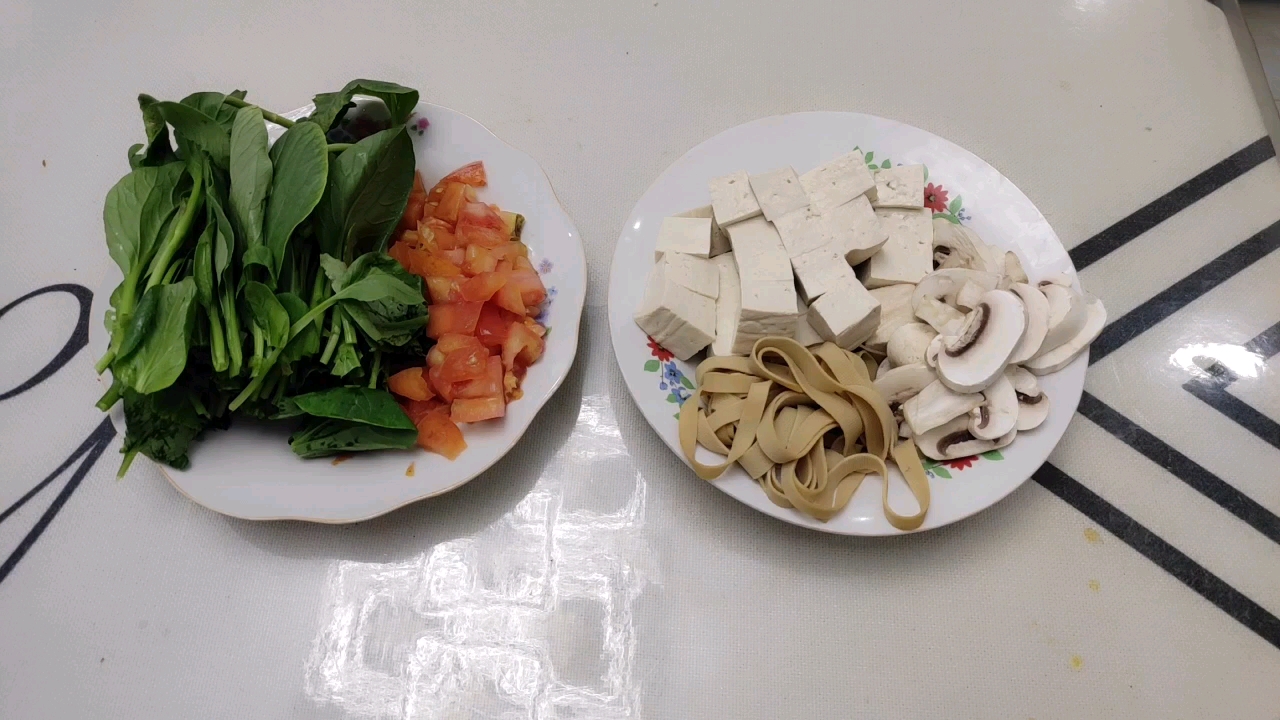 西红柿和青菜这样搭配,更美味,快来试试,好吃美味又减脂