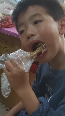 制作鸡肉火锅,简单又好吃