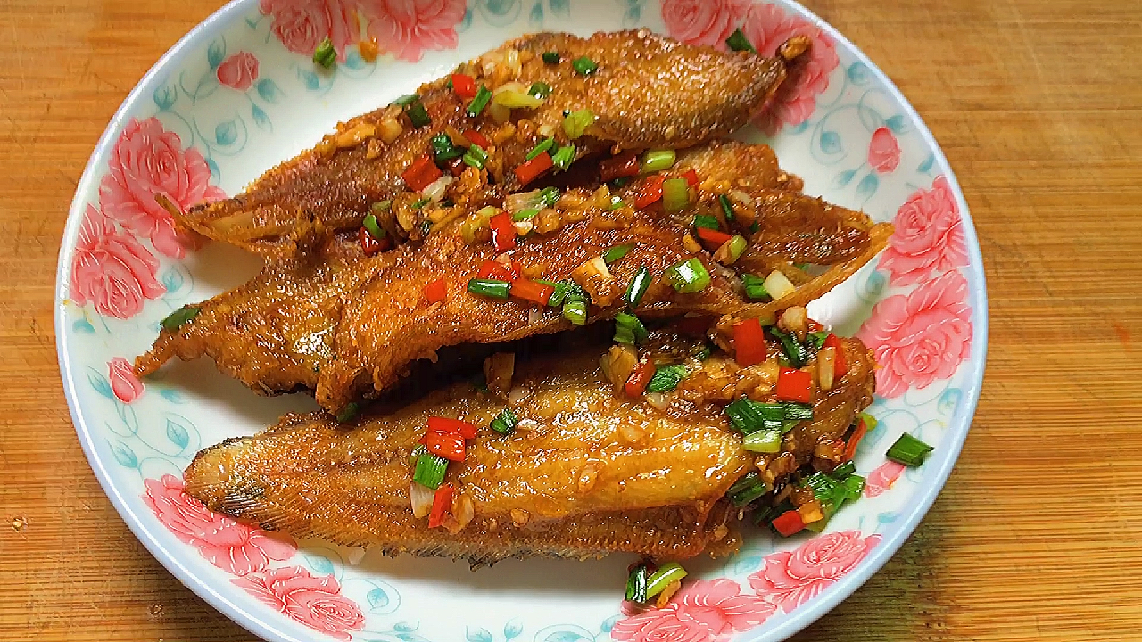 舌头鱼(狗舌鱼)还是广东潮汕做法好,肉香骨酥,实在太好吃了