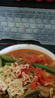 用2500移动积分兑的锅,在夏天的火炉上煮一碗有质量的方便面